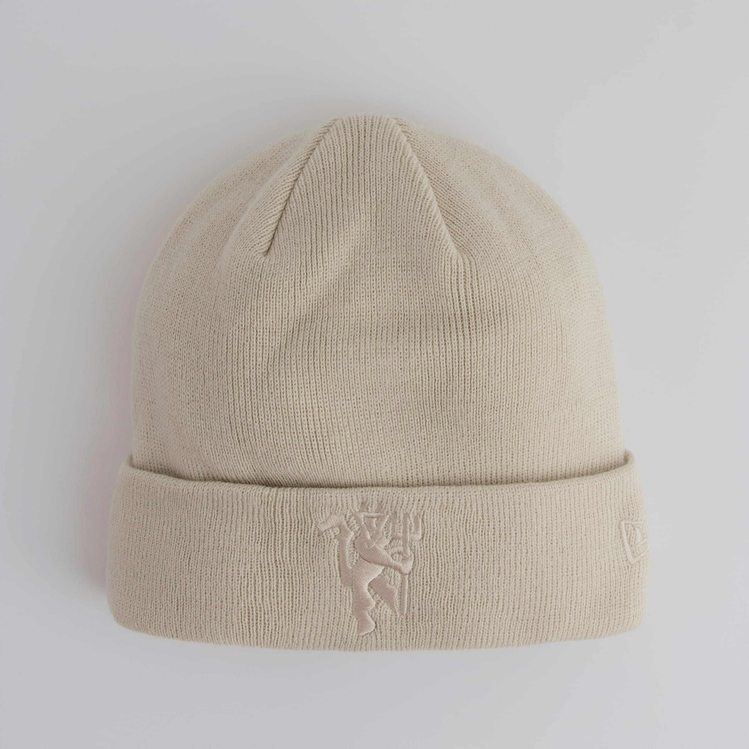 Manchester United x New Era Tonal Devil Cuff Beanie Stone