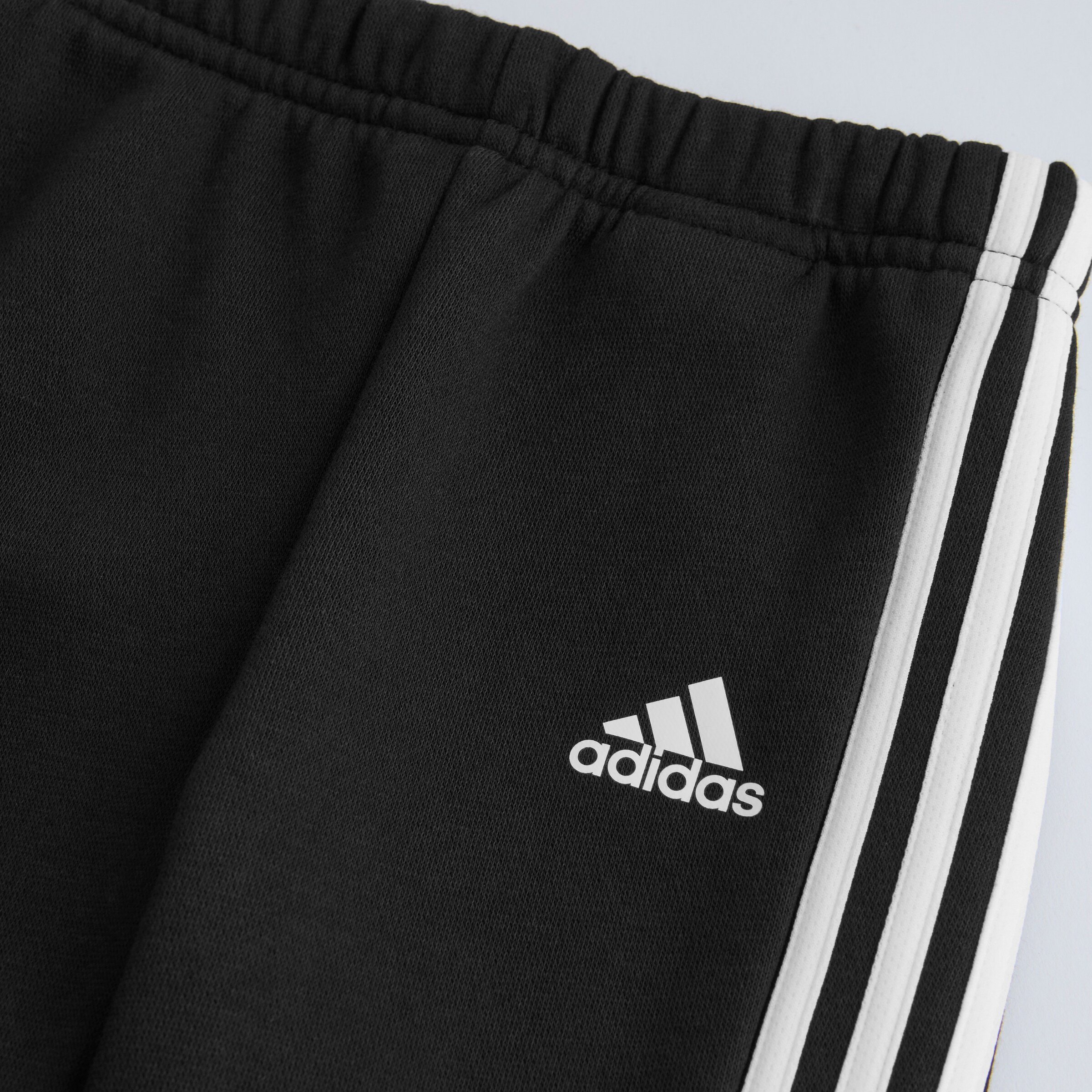 Manchester United x adidas Infant Essentials Full Zip Hooded Jogger Set Black Black Detail [4-4]