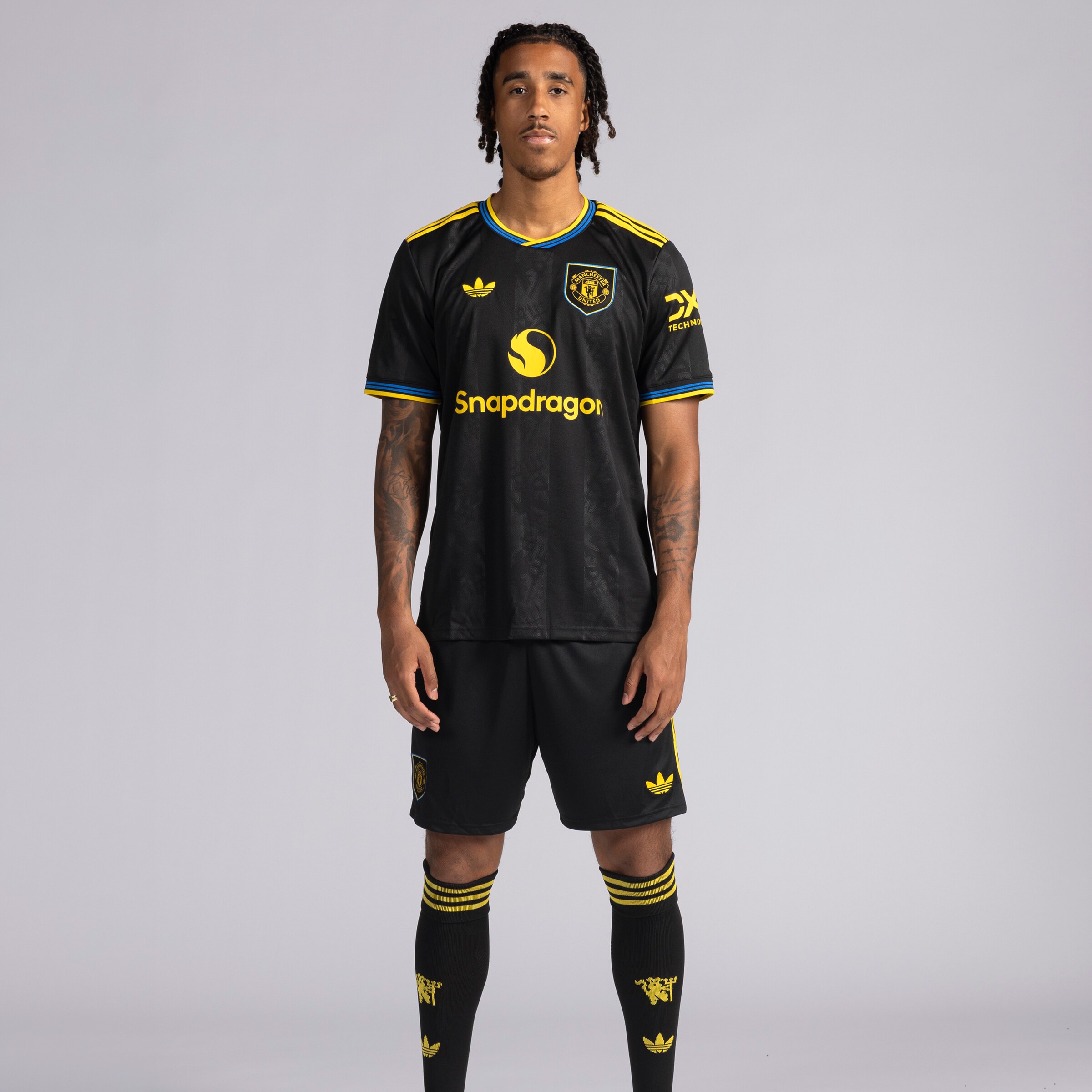 Manchester United 25/26 Third Jersey with Yoro 15 EPL Printing & Badge Black Detail [3-5]