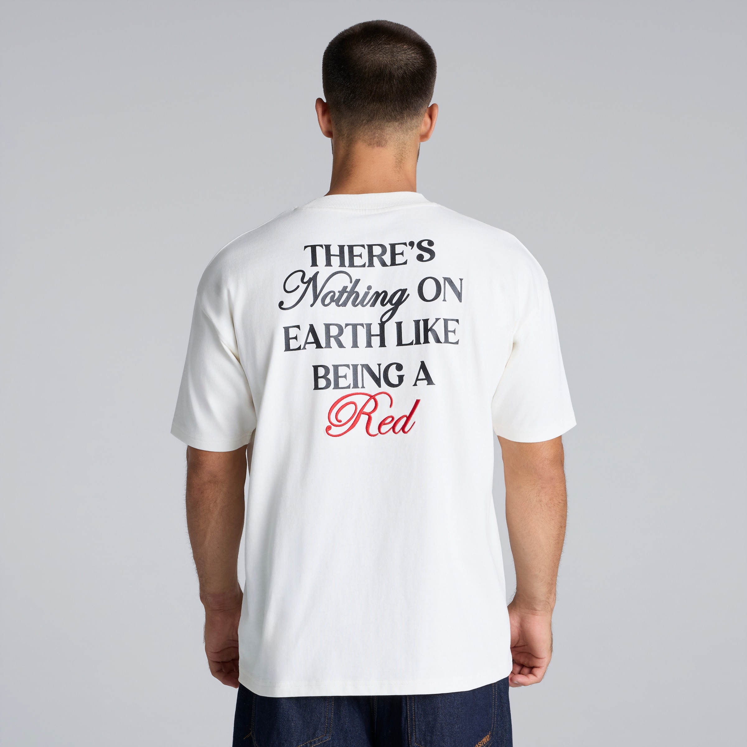 Manchester United There's Nothing on Earth Like Being a Red Back Print T-Shirt White Blanco Detalle [2-5]