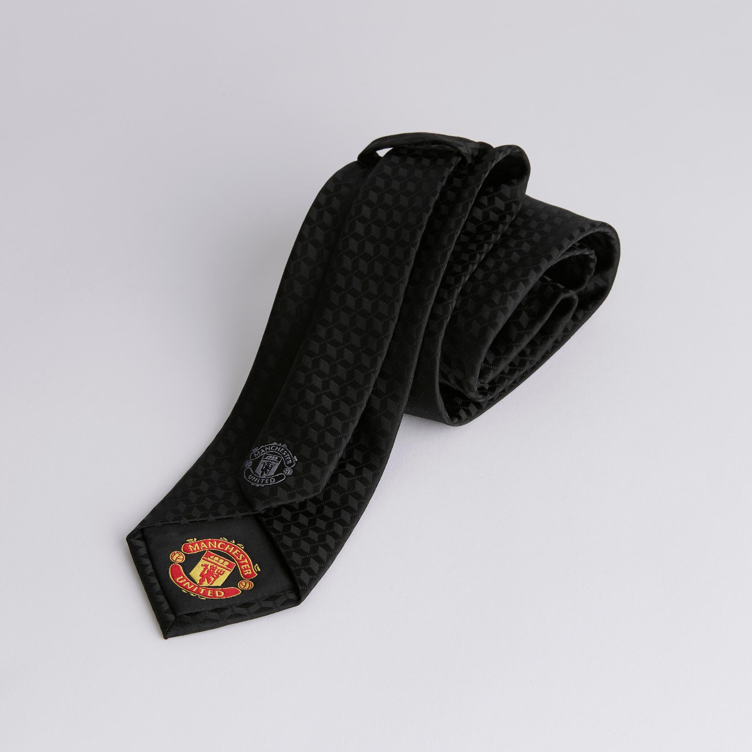 Manchester United Tonal Crest Tie Black Black Detail [2-4]