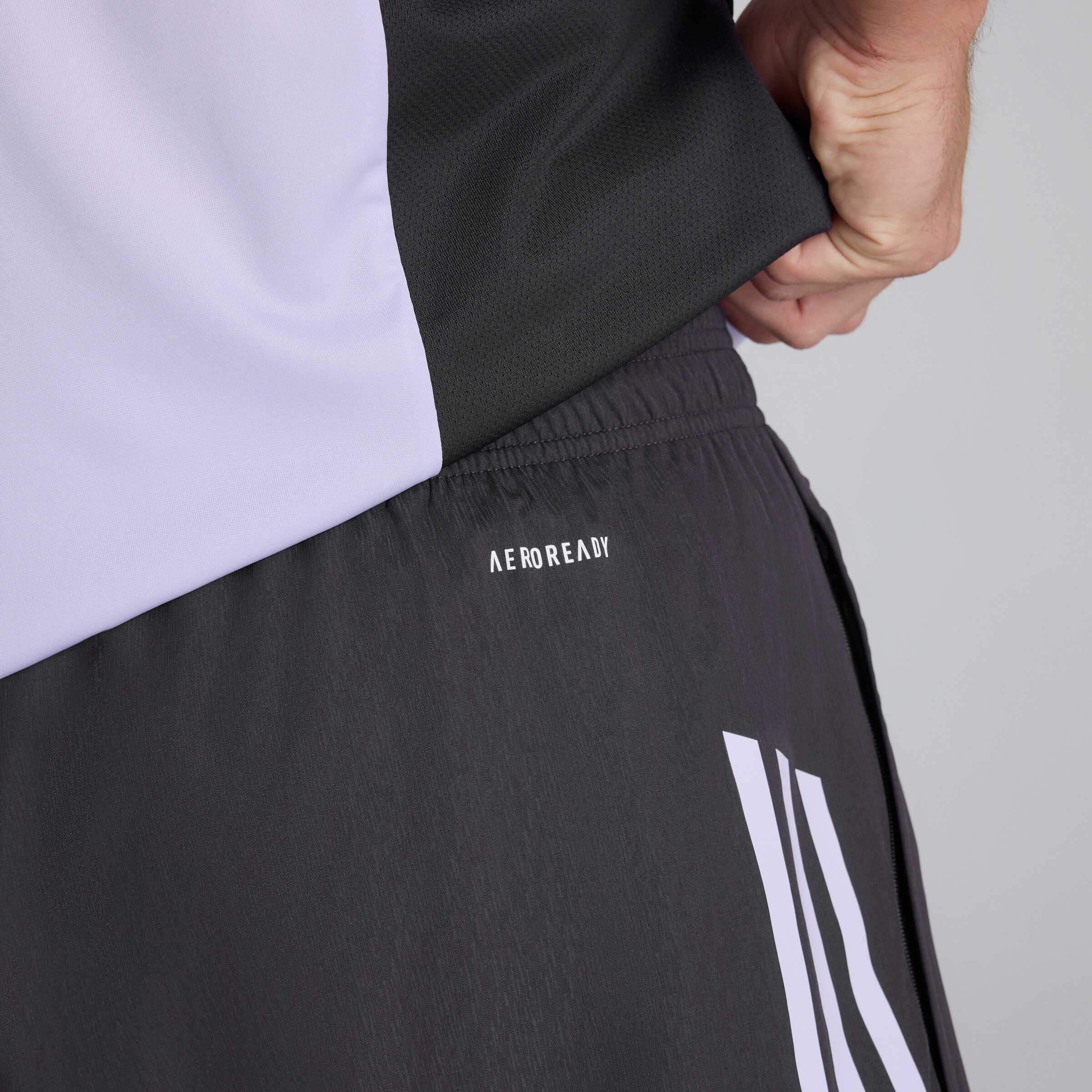 Manchester United Tiro 25 Competition Downtime Shorts Purple Detail [4-6]