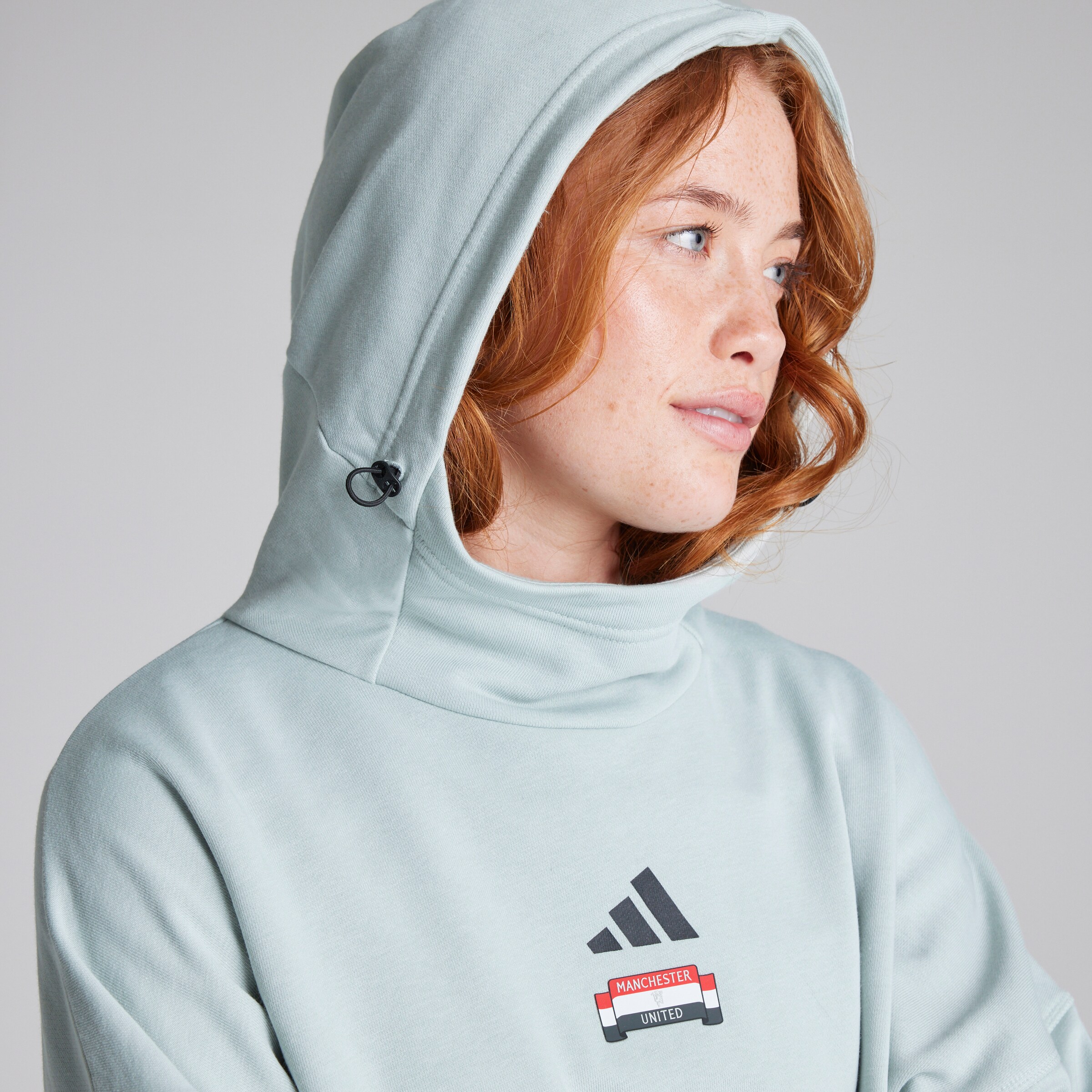 Manchester United x adidas Womens City Escape Hoodie Grey Grey Detail [5-5]
