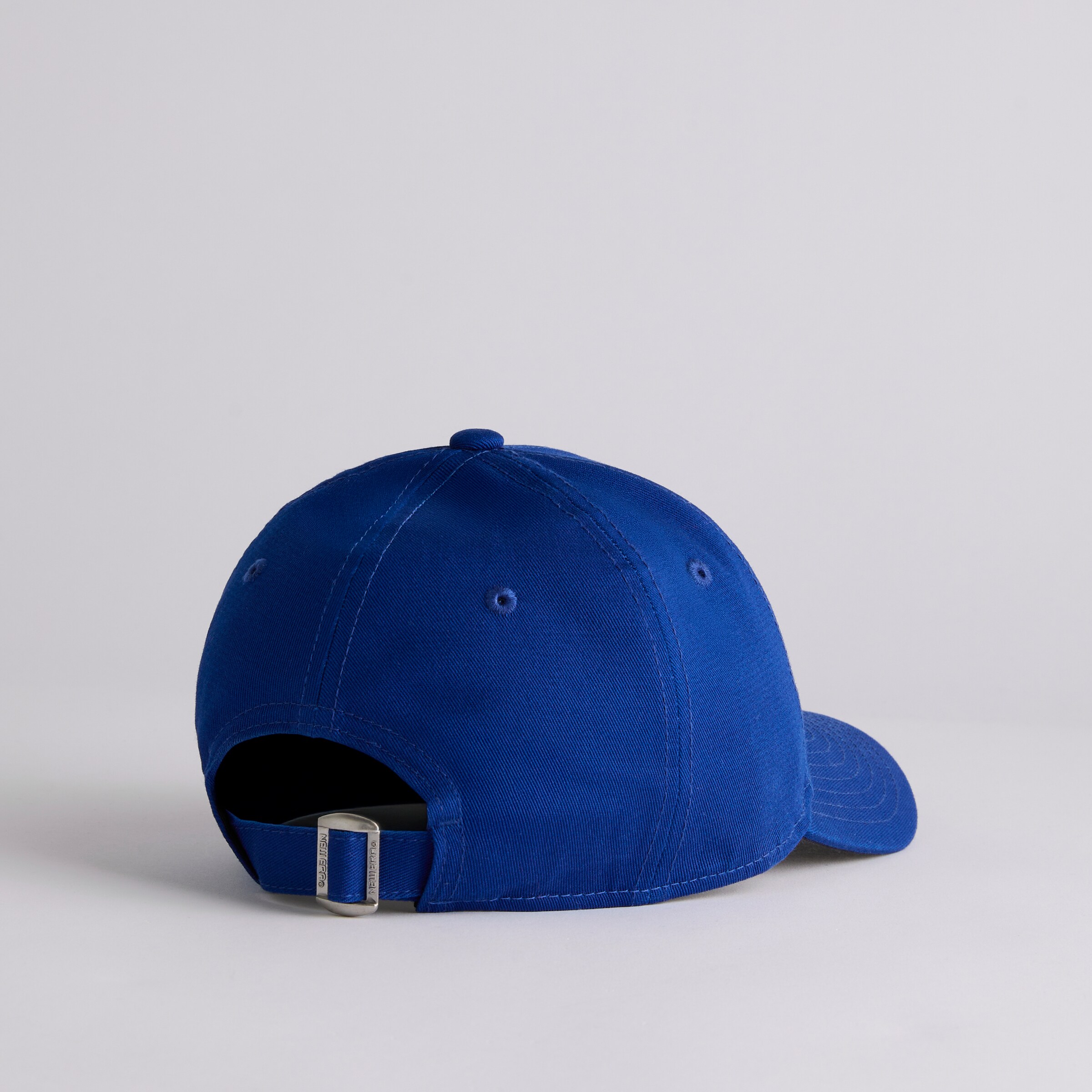 Manchester United x New Era Kids Oversize Golfer 39Thirty Cap Cobalt Blue Blue Detail [2-5]