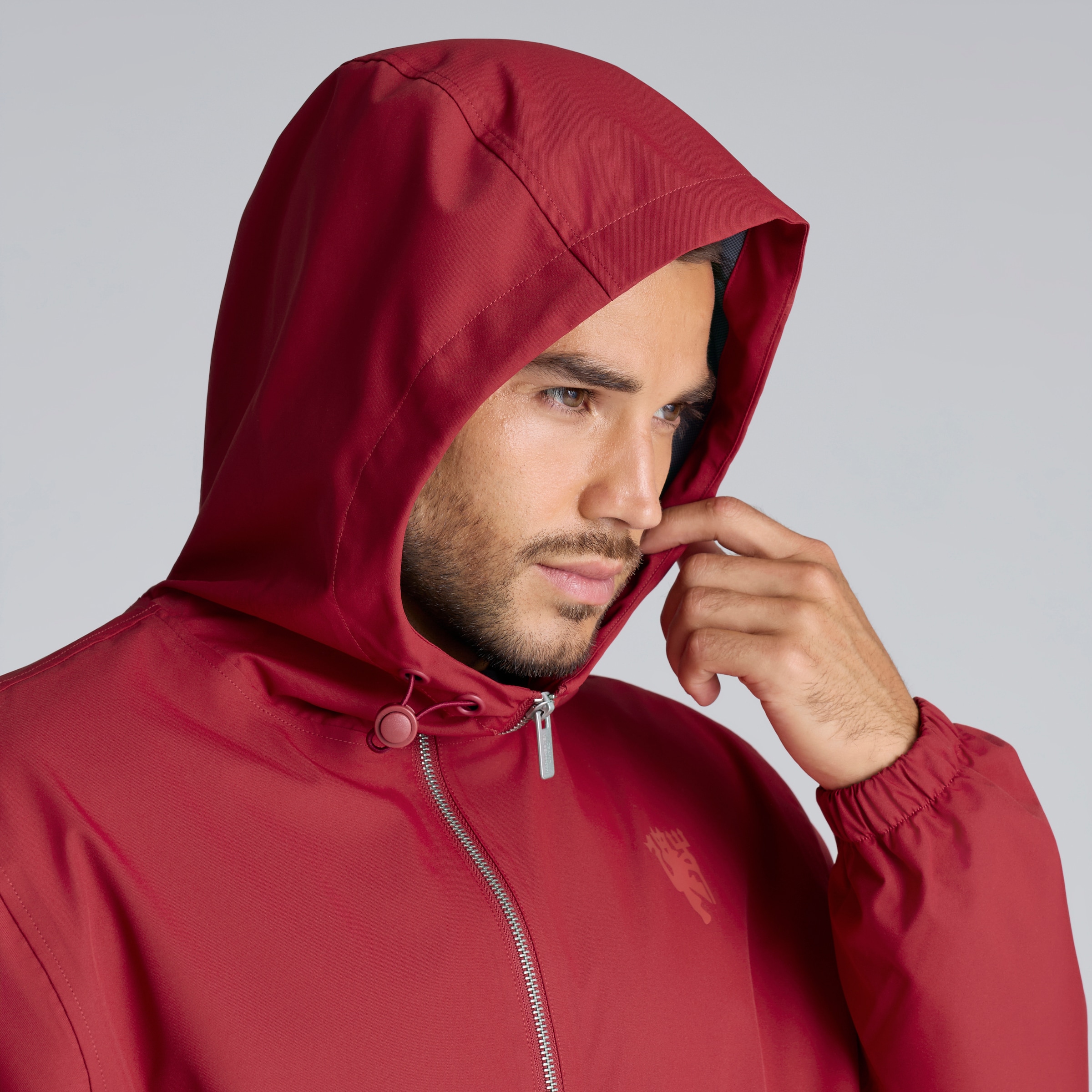 Manchester United There's Nothing on Earth Like Being a Red Anorak Red Rojo Detalle [5-6]