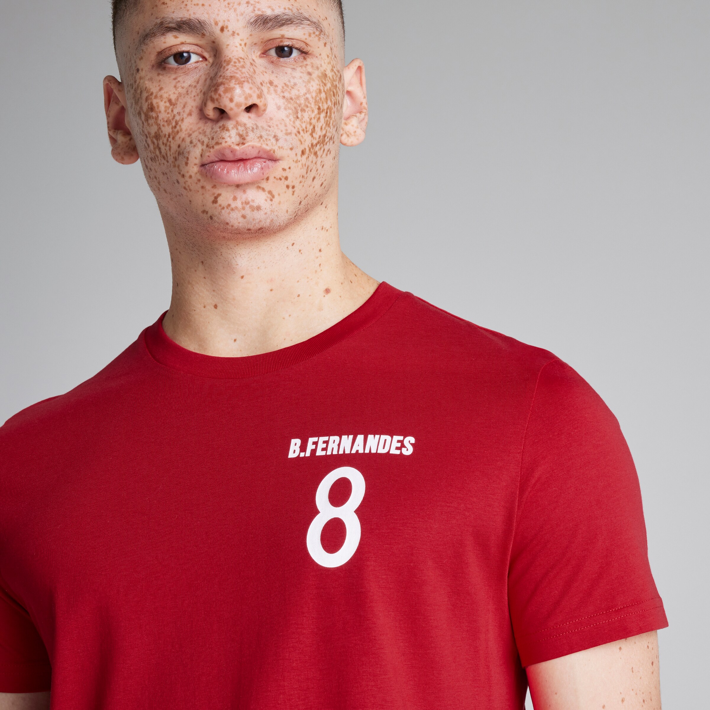 Manchester United Fernandes 8 T-Shirt Red Rouge Détail [4-5]