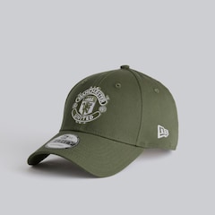 Manchester United x New Era Kids Crest 9Forty Cap Olive