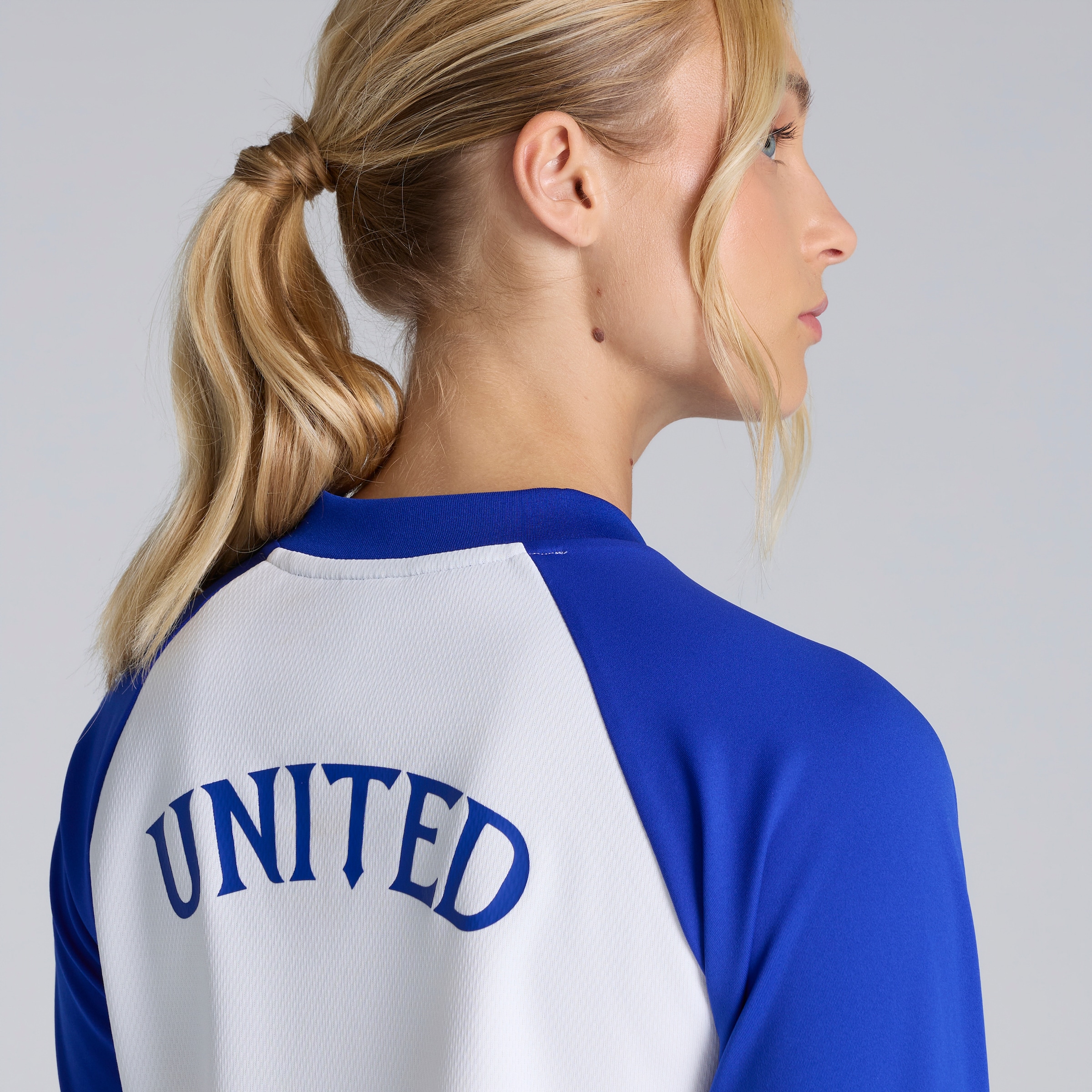 Manchester United Womens 26/27 Away Pre Match Warm Top (Sponsored) White Detail [5-5]