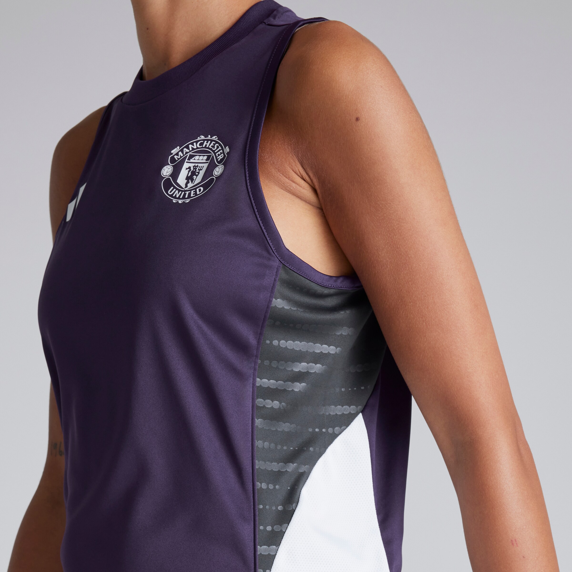 MU Adidas 25/26 Training Womens Sleevless Jersey P Purple Detail [5-5]
