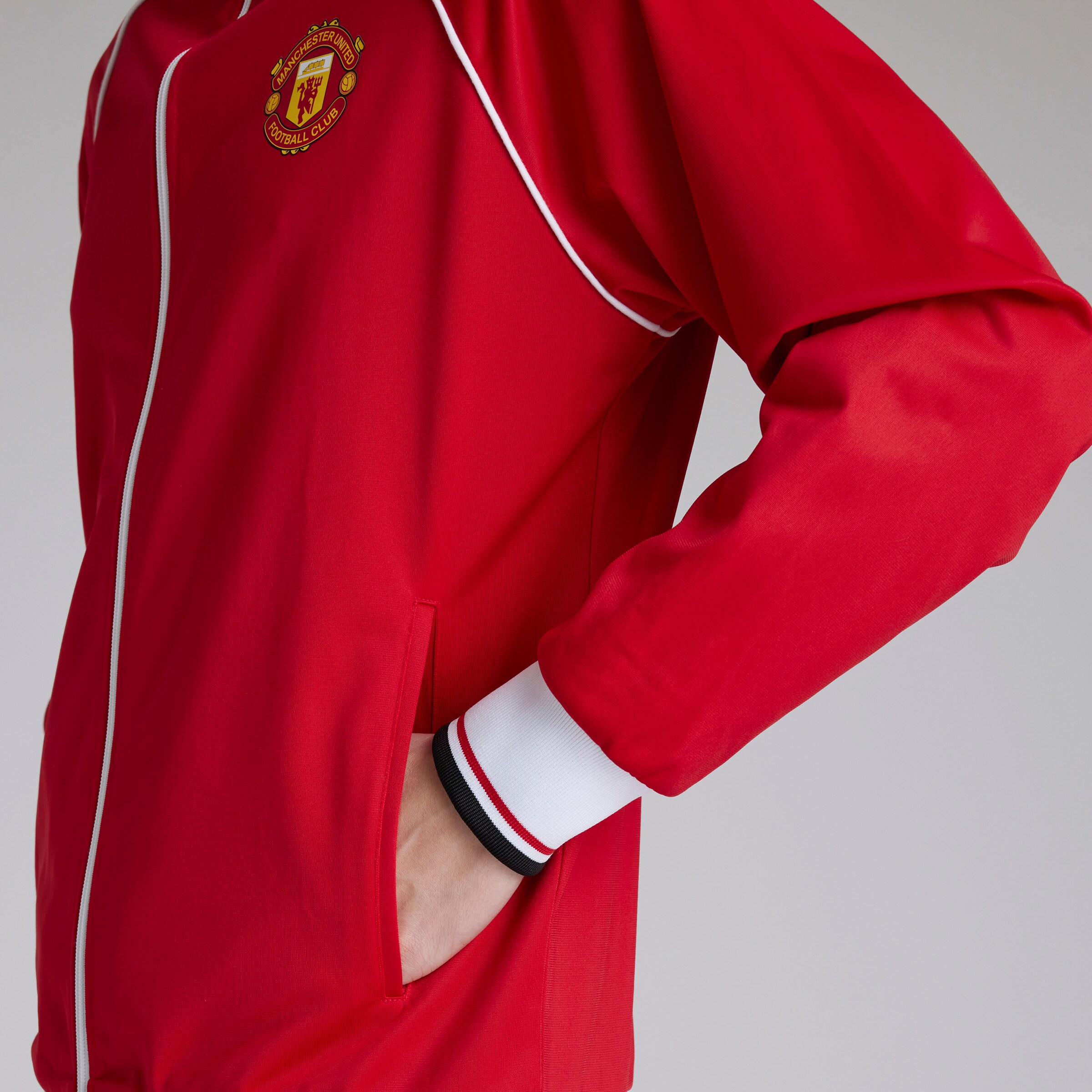 Manchester United トラックジャケット Buy Manchester United 1999 Home Inspired Full-Zip Track