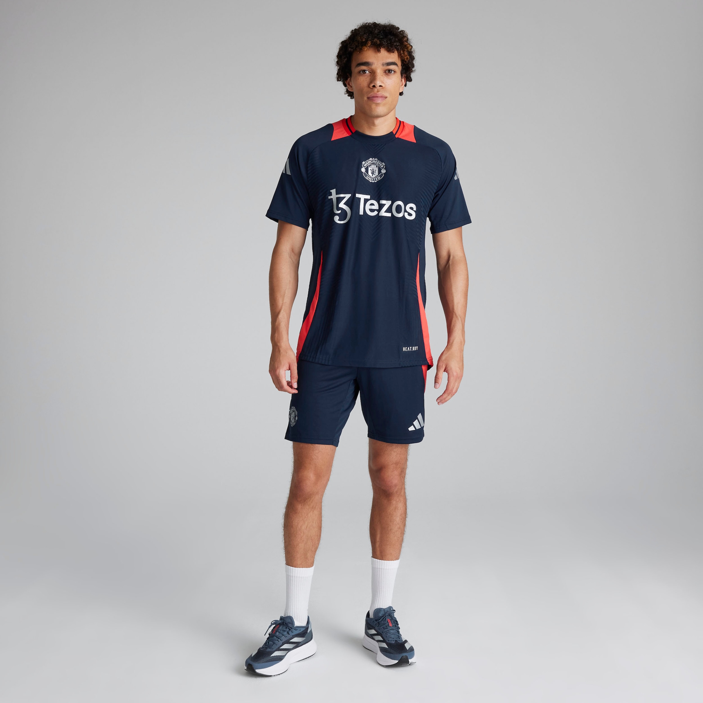 Manchester United Tiro 24 Pro Training Jersey Navy Blue Detail [3-5]