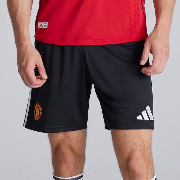 Manchester United 25/26 Home Shorts Black 검정색