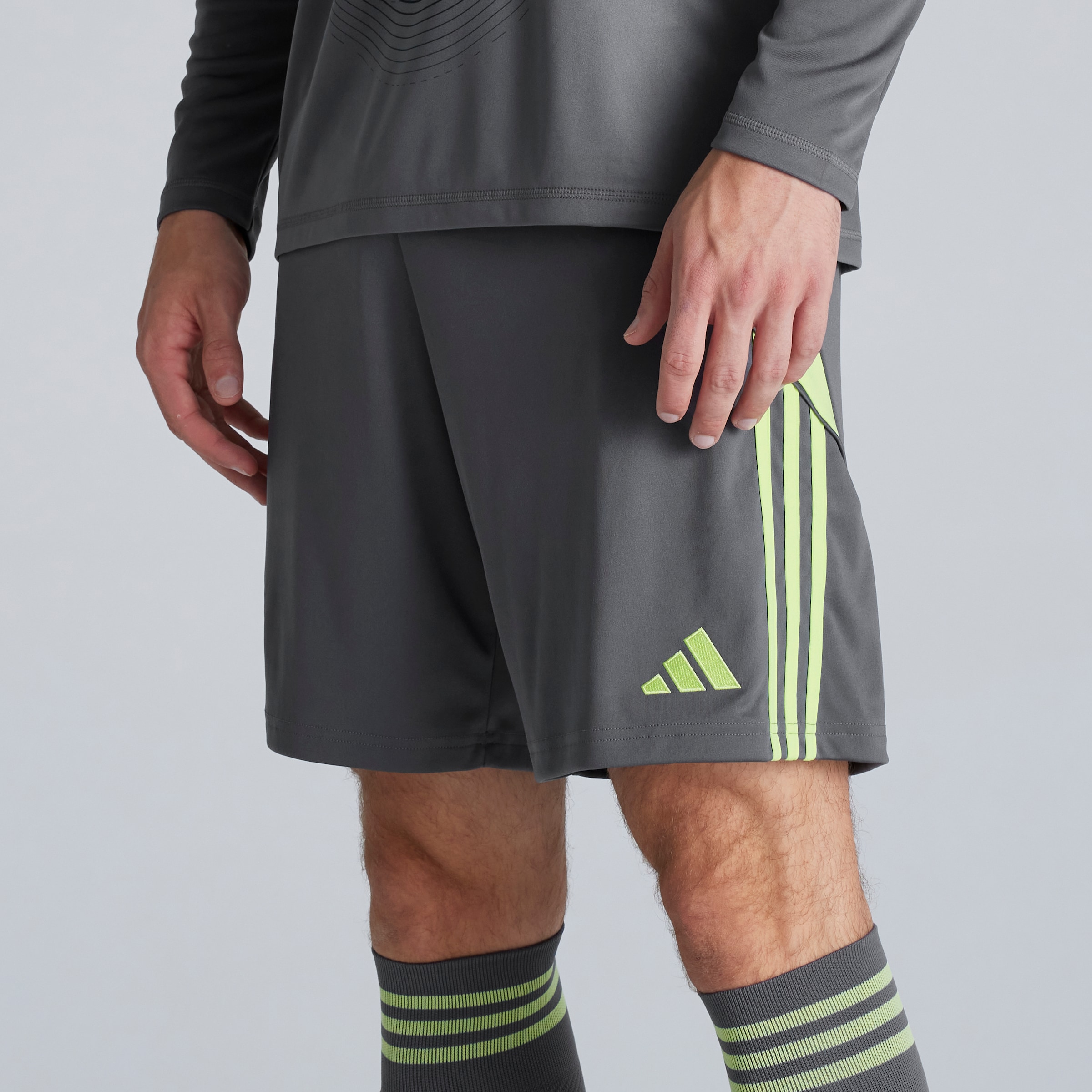 Manchester United 25/26 Goalkeeper Shorts Vert