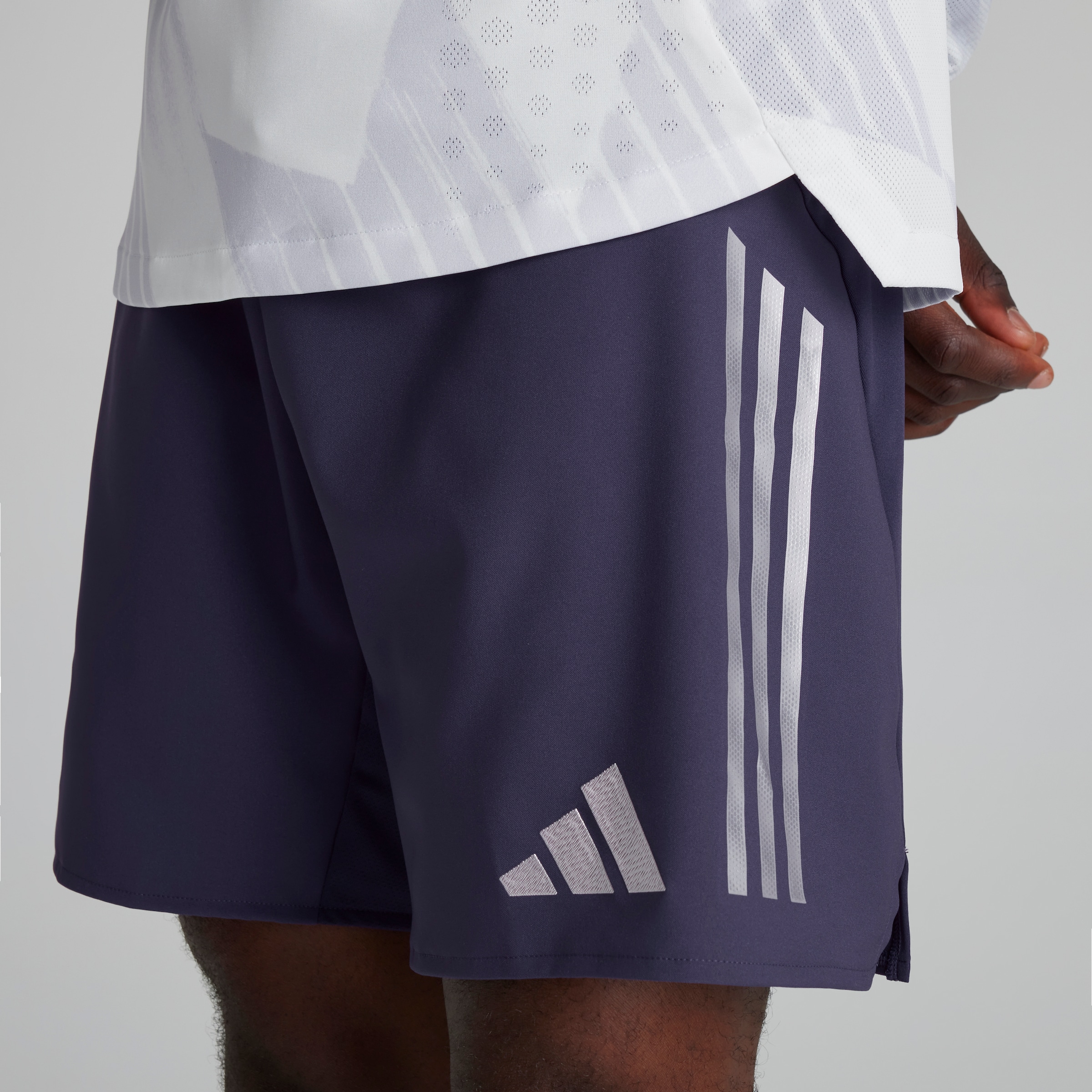 Manchester United 25/26 Adult Away Authentic  Shorts Purple Violet Détail [5-5]