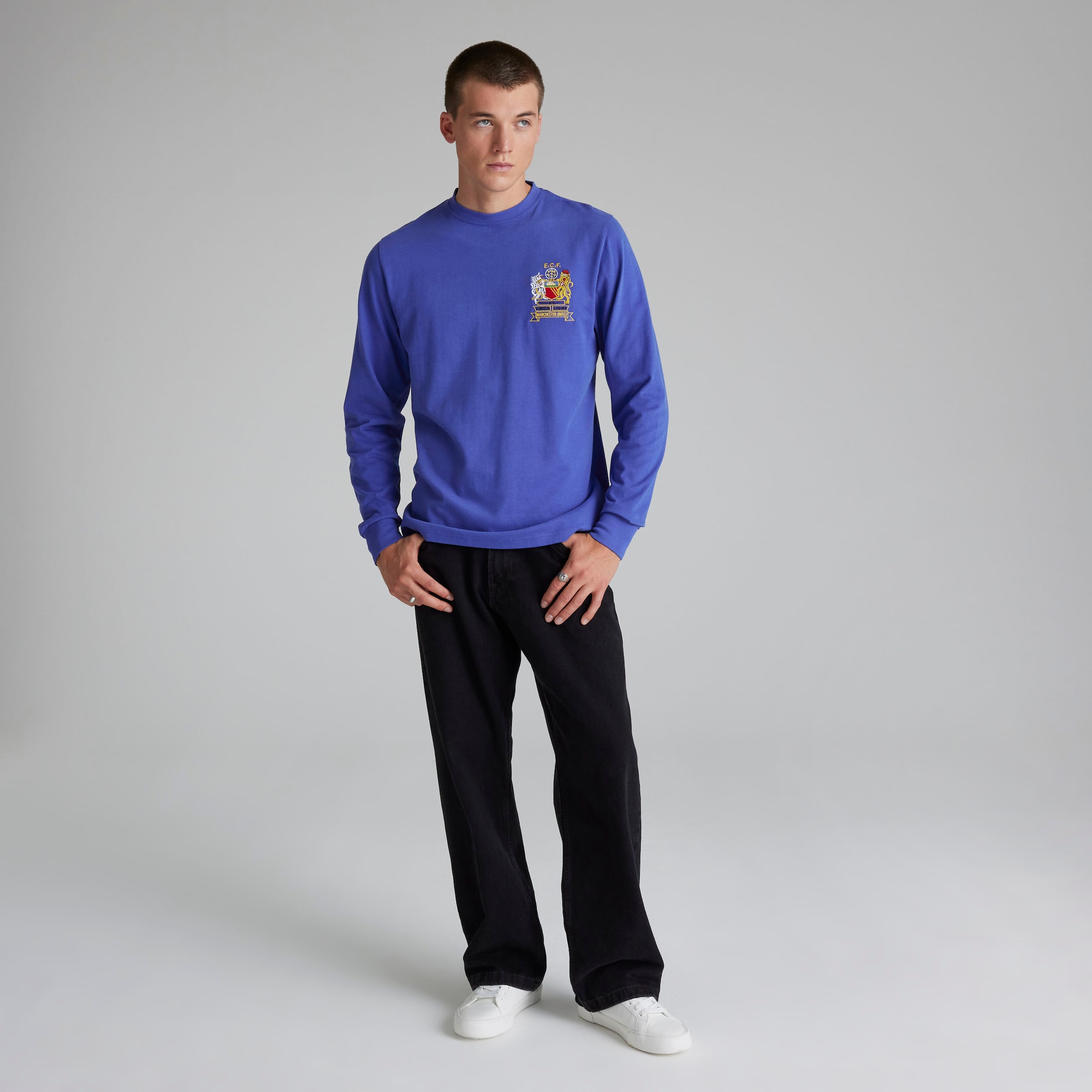 Manchester United 1968 Retro European Final Shirt Blue Bleu Détail [3-5]