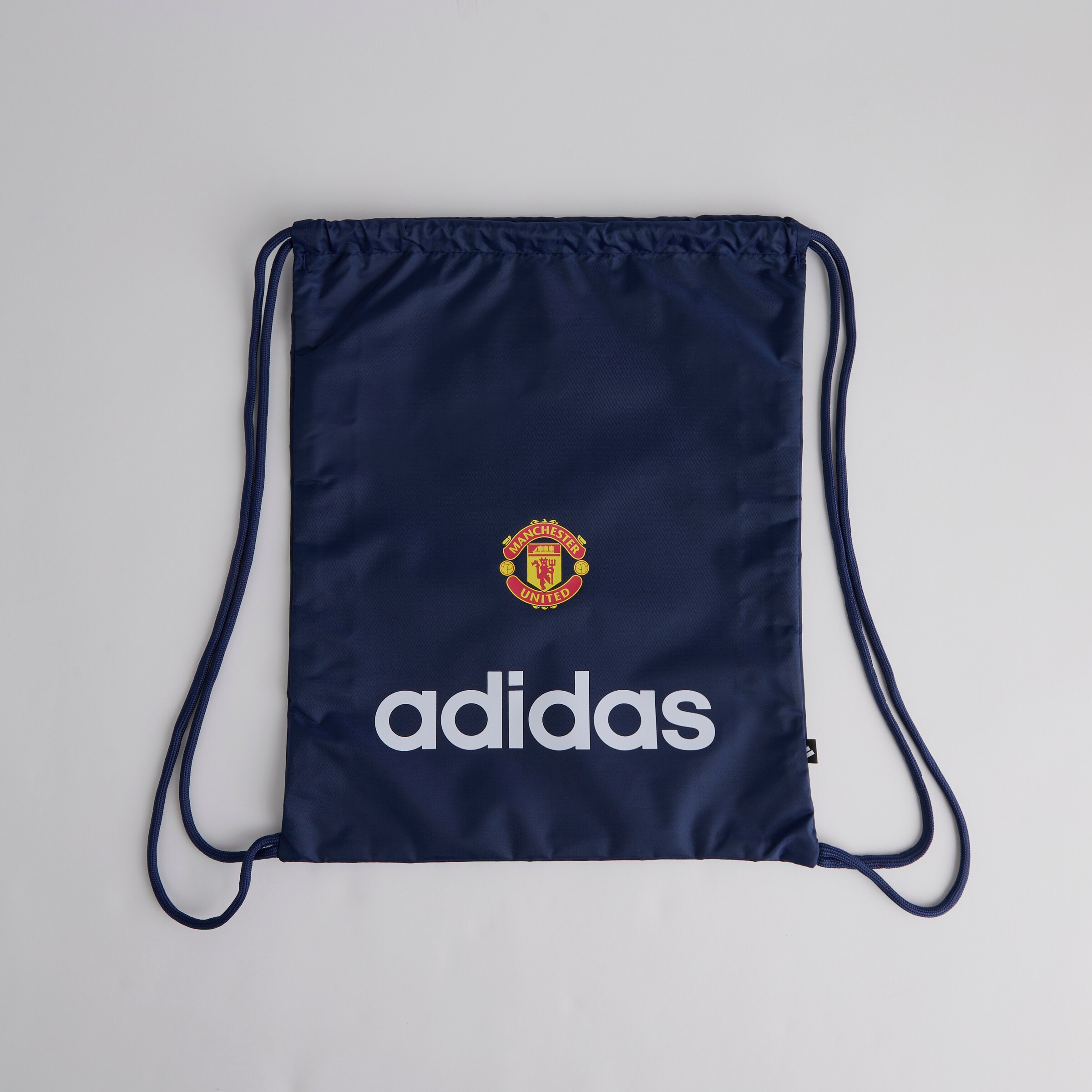 Manchester United x adidas Essentials Linear Gymsack Blue Blue Detail [4-4]