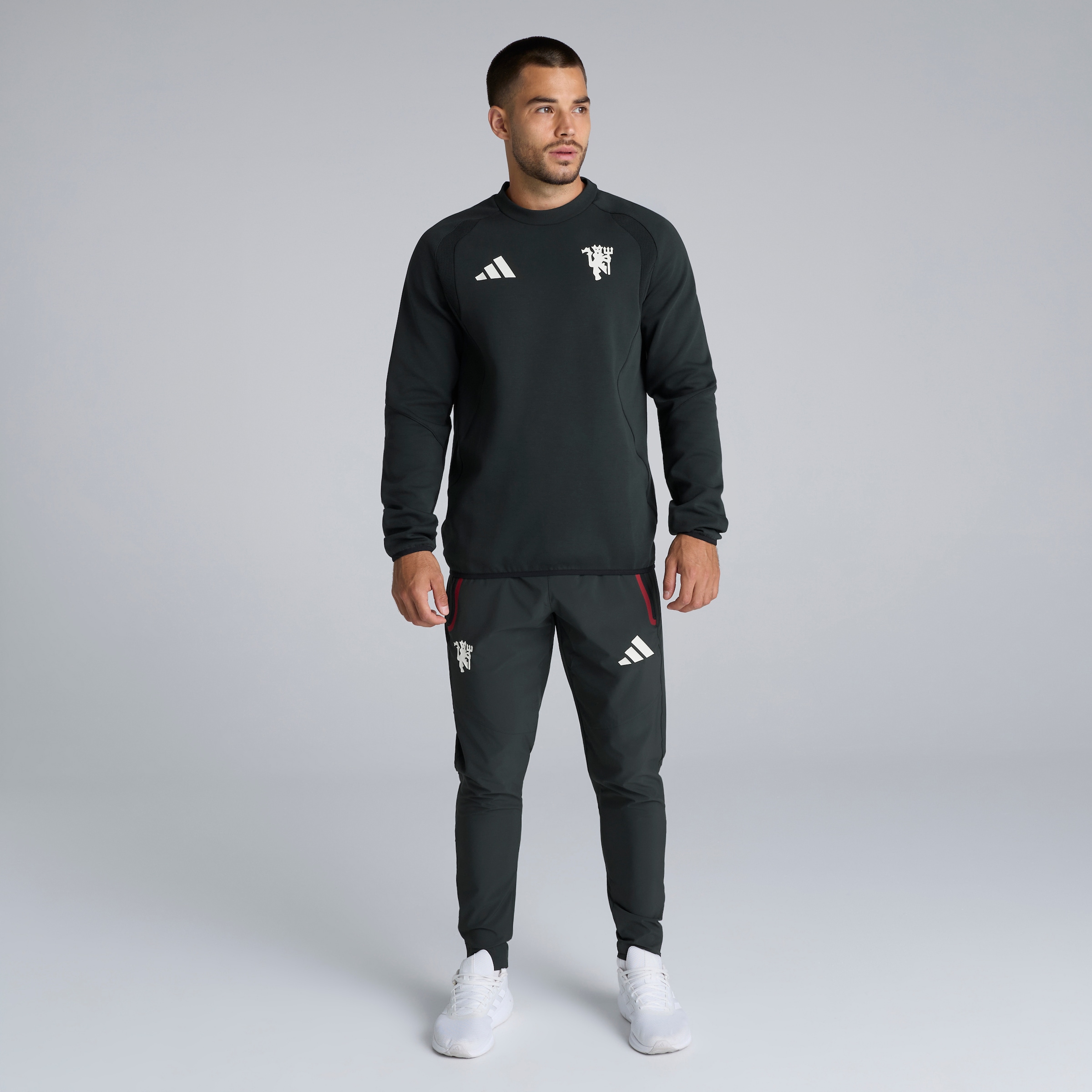 Manchester United Tiro Tech Sweatshirt Green Green Detail [3-5]