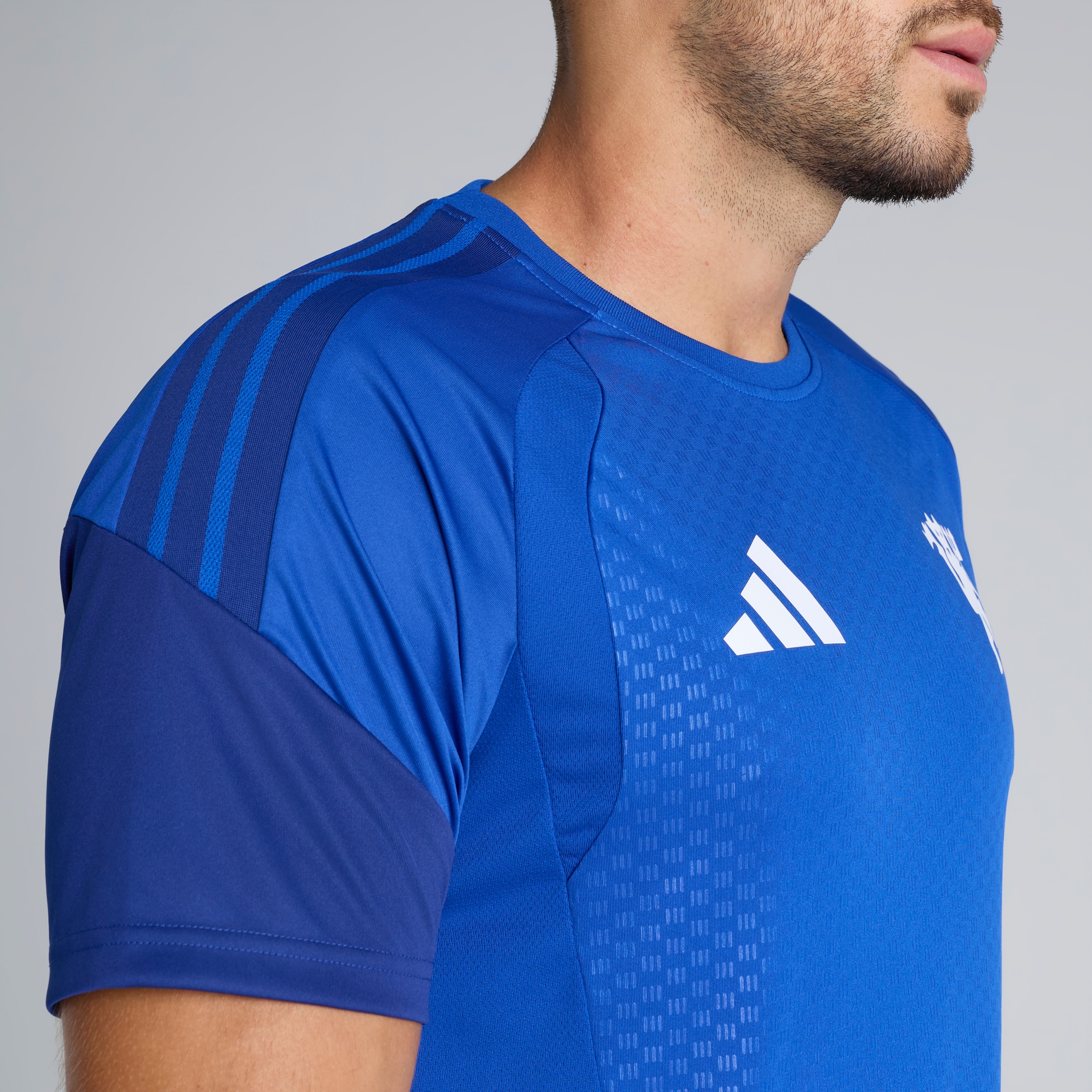 Manchester United 26/27 Cup Training Tiro Jersey Blue 蓝色 细节 [6-6]