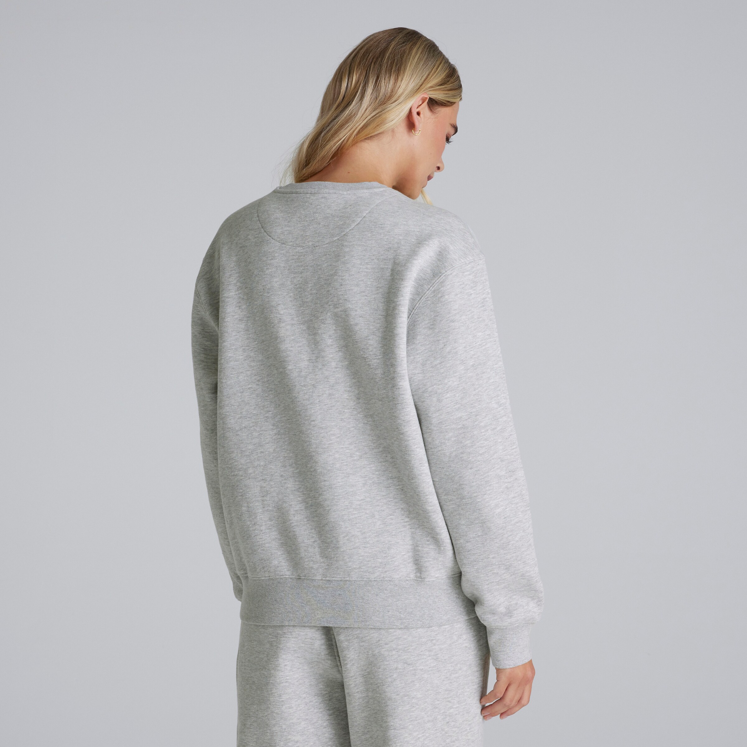 Manchester United Womens MUFC Sweatshirt Grey Gris Détail [2-4]