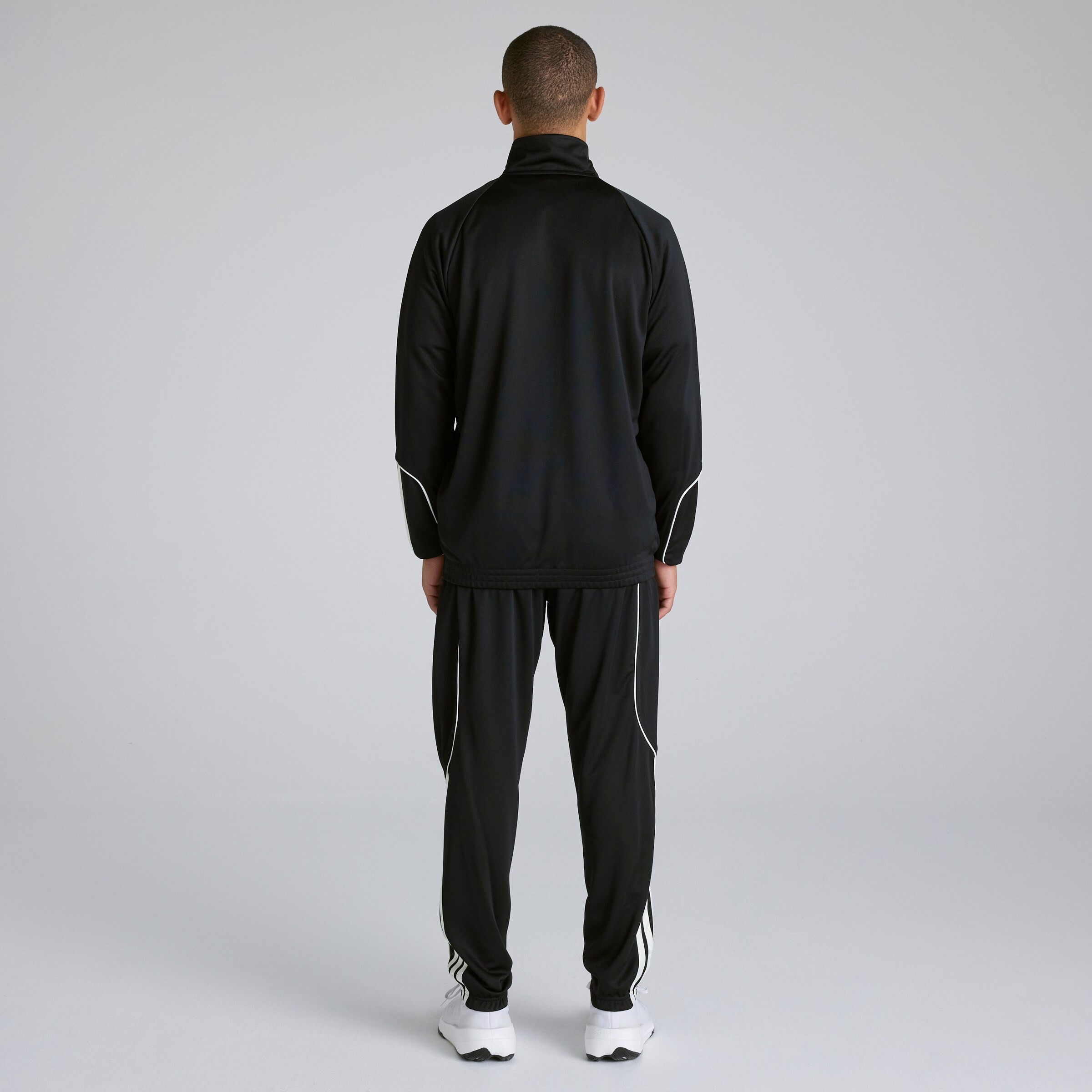 Manchester United x adidas 3-Stripes Tracksuit Black Noir Détail [2-6]