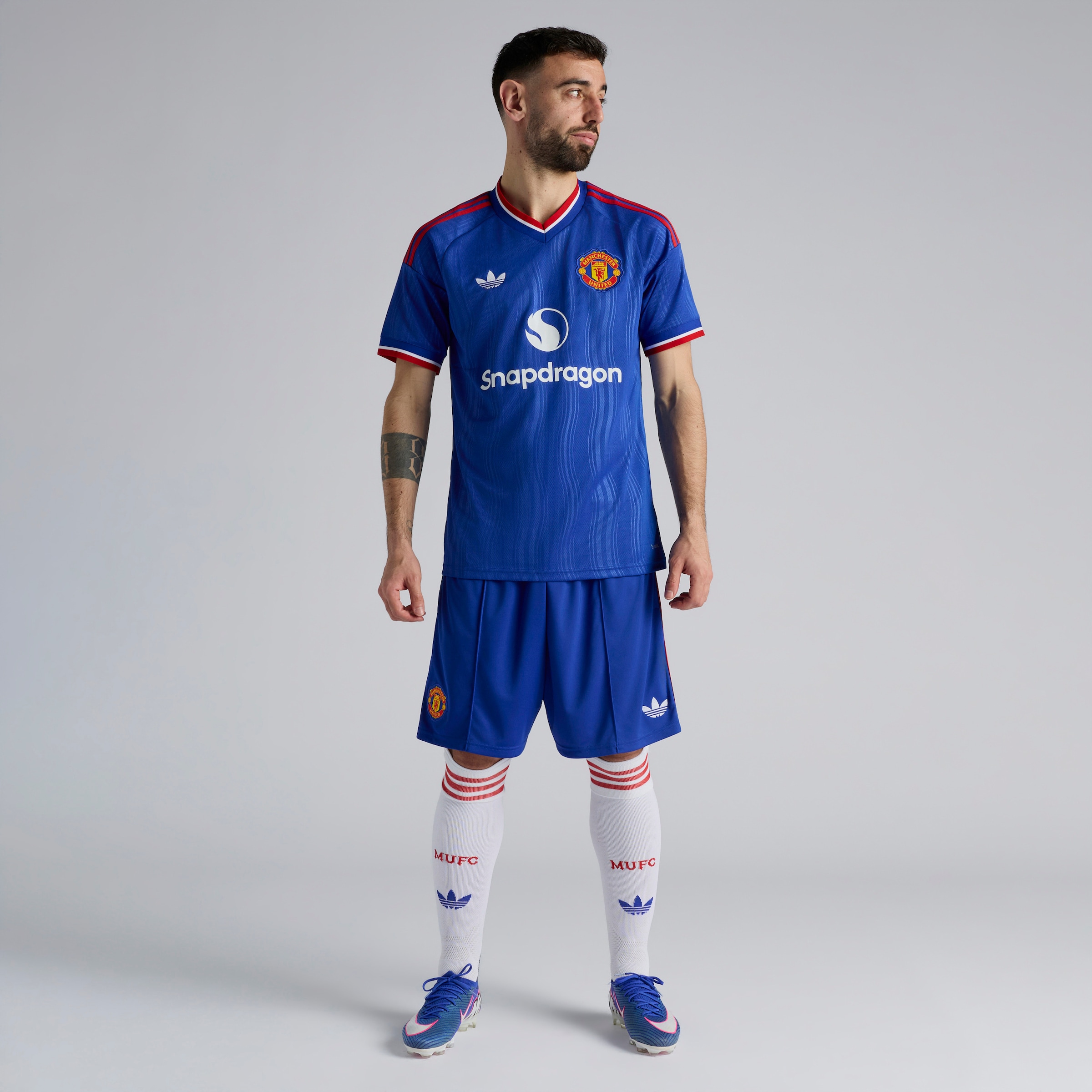 Manchester United 26/27 Away Jersey 蓝色 细节 [3-4]