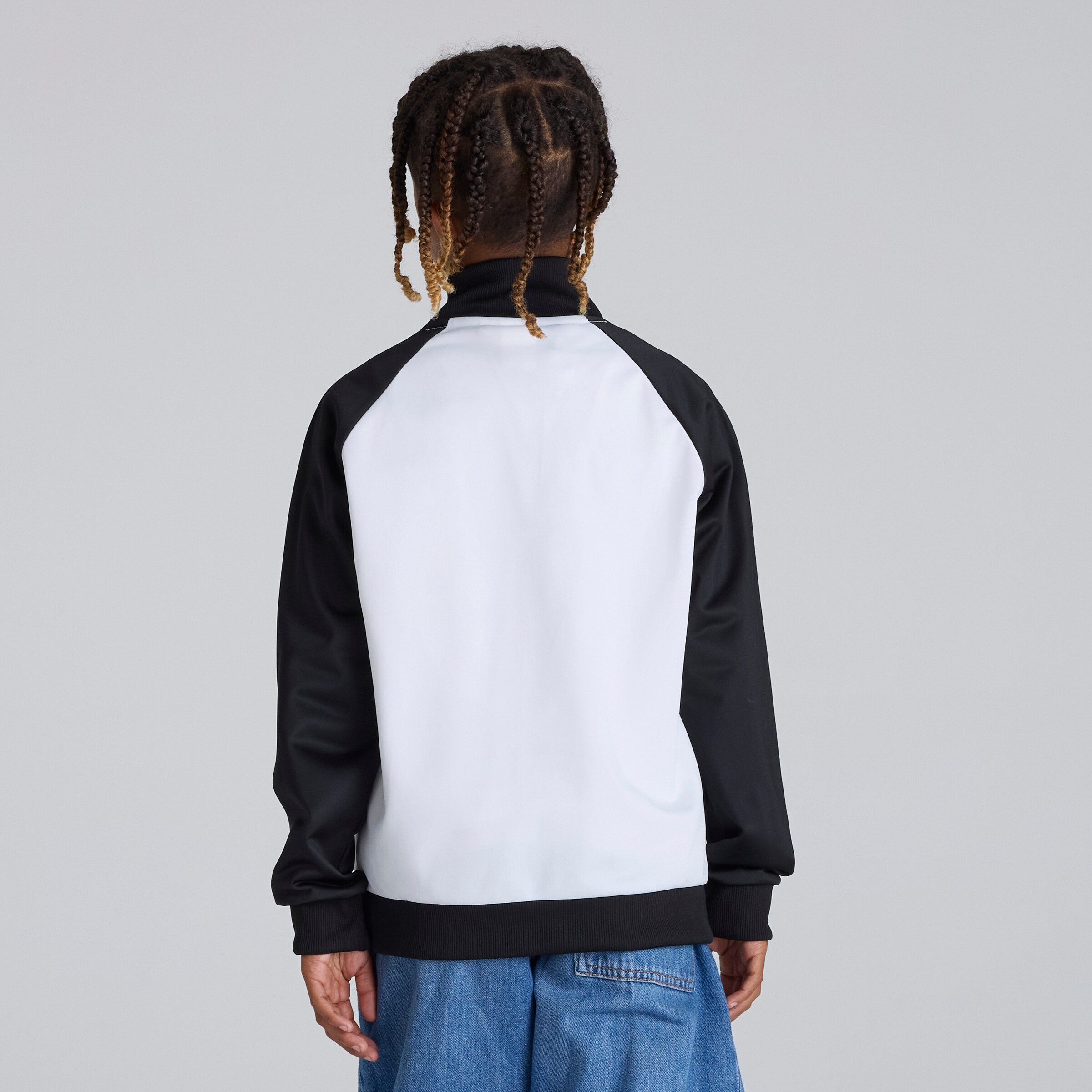 Manchester United Kids 1999 Away Inspired Full-Zip White Detail [2-5]