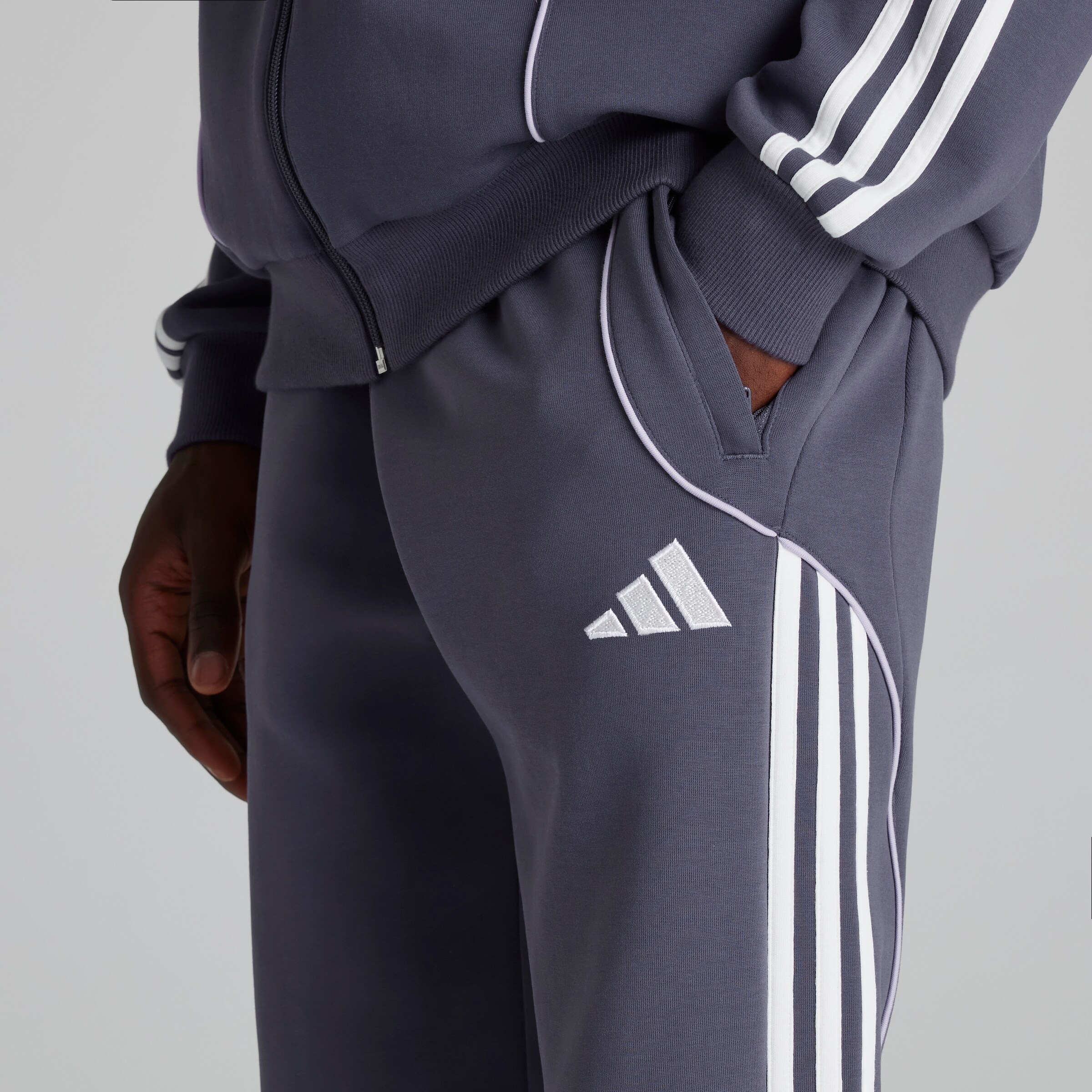 Manchester United x adidas Urban Purist Pants Purple Purple Detail [5-6]