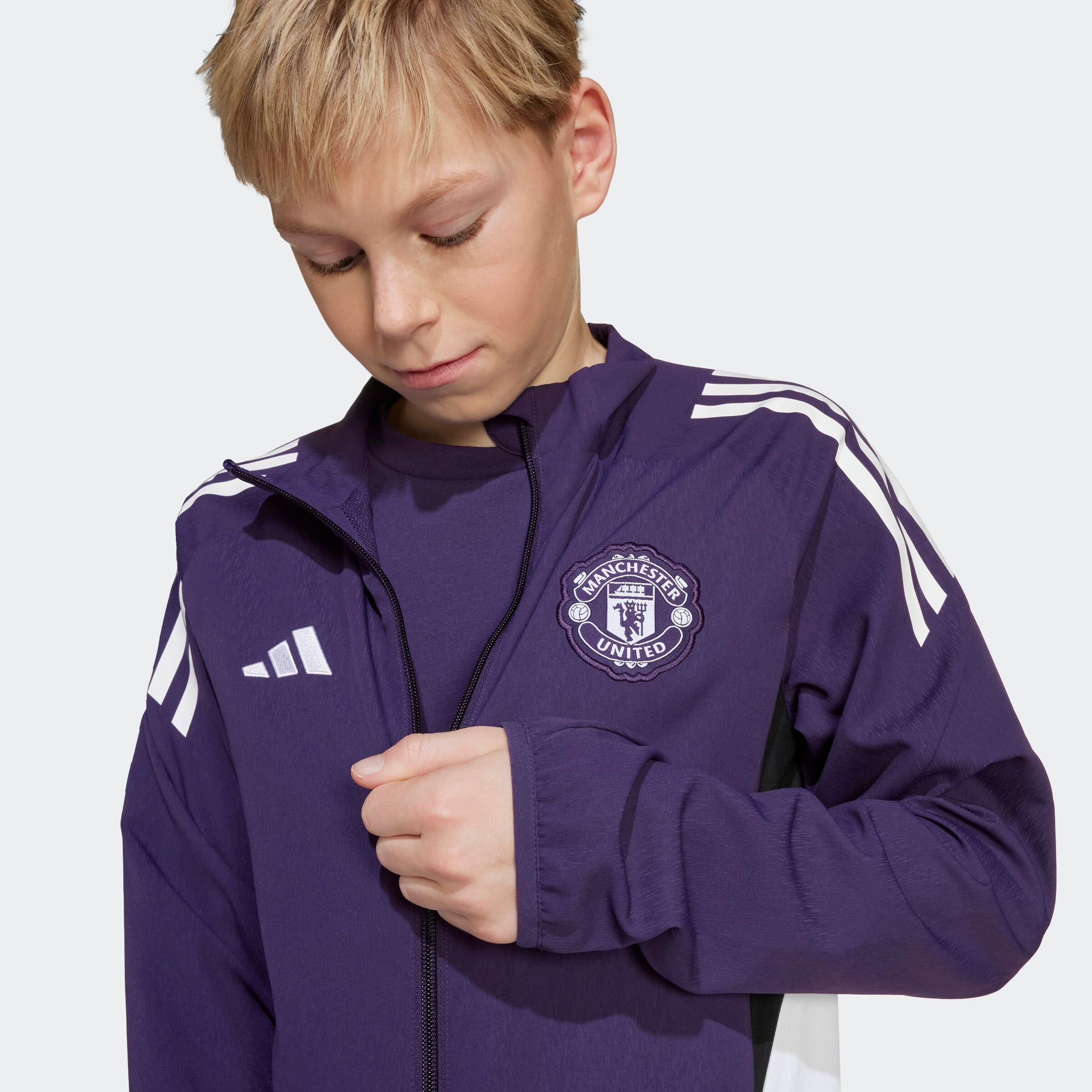 Manchester United Tiro 25 Competition Presentation Jacket Kids Violet Détail [7-8]