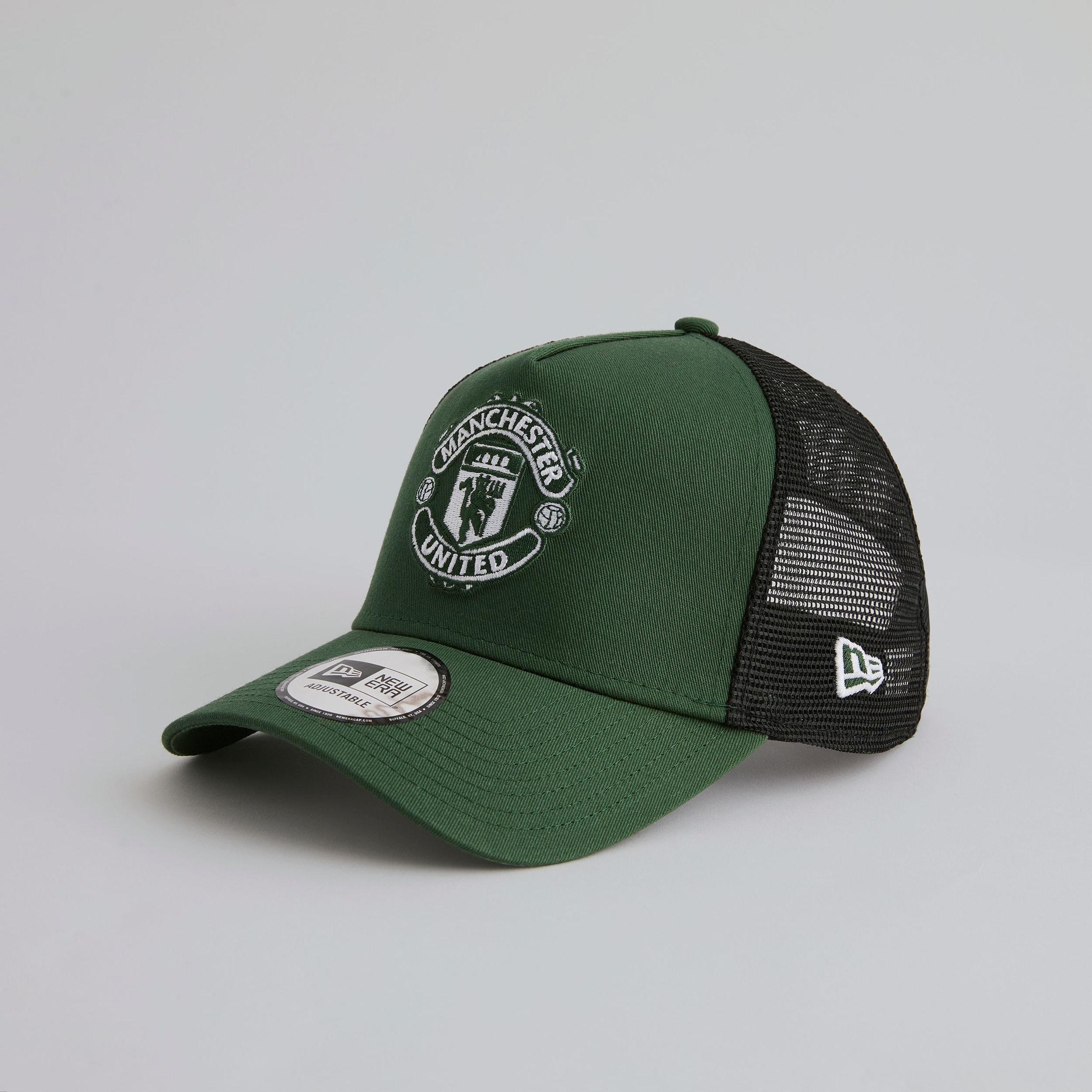 Manchester United x New Era Contrast Trucker Cap Green Green Detail [3-5]