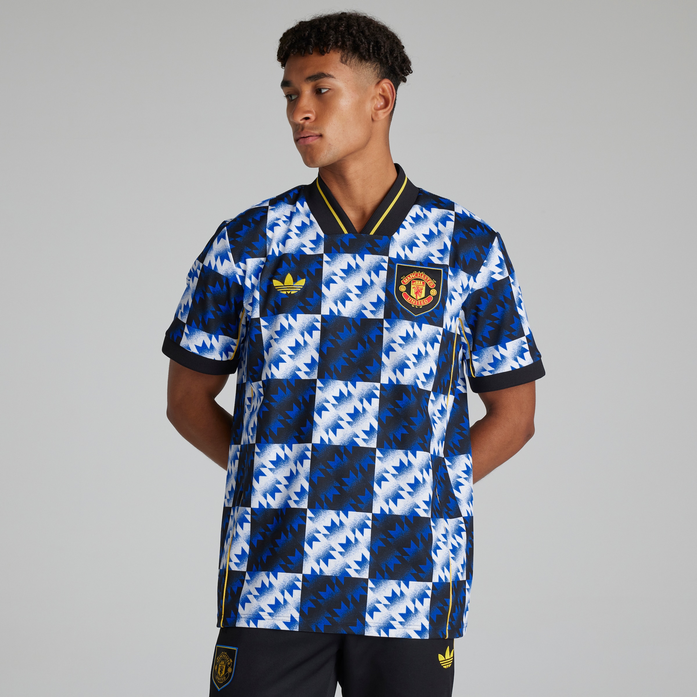 Manchester United x adidas LFSTLR Jersey Blue Multi Detail [3-6]