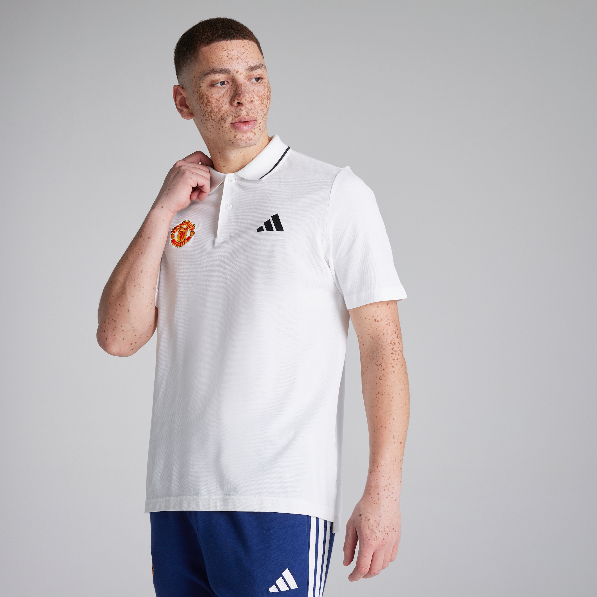 Manchester United x adidas Essentials Pique Polo Shirt White Blanco