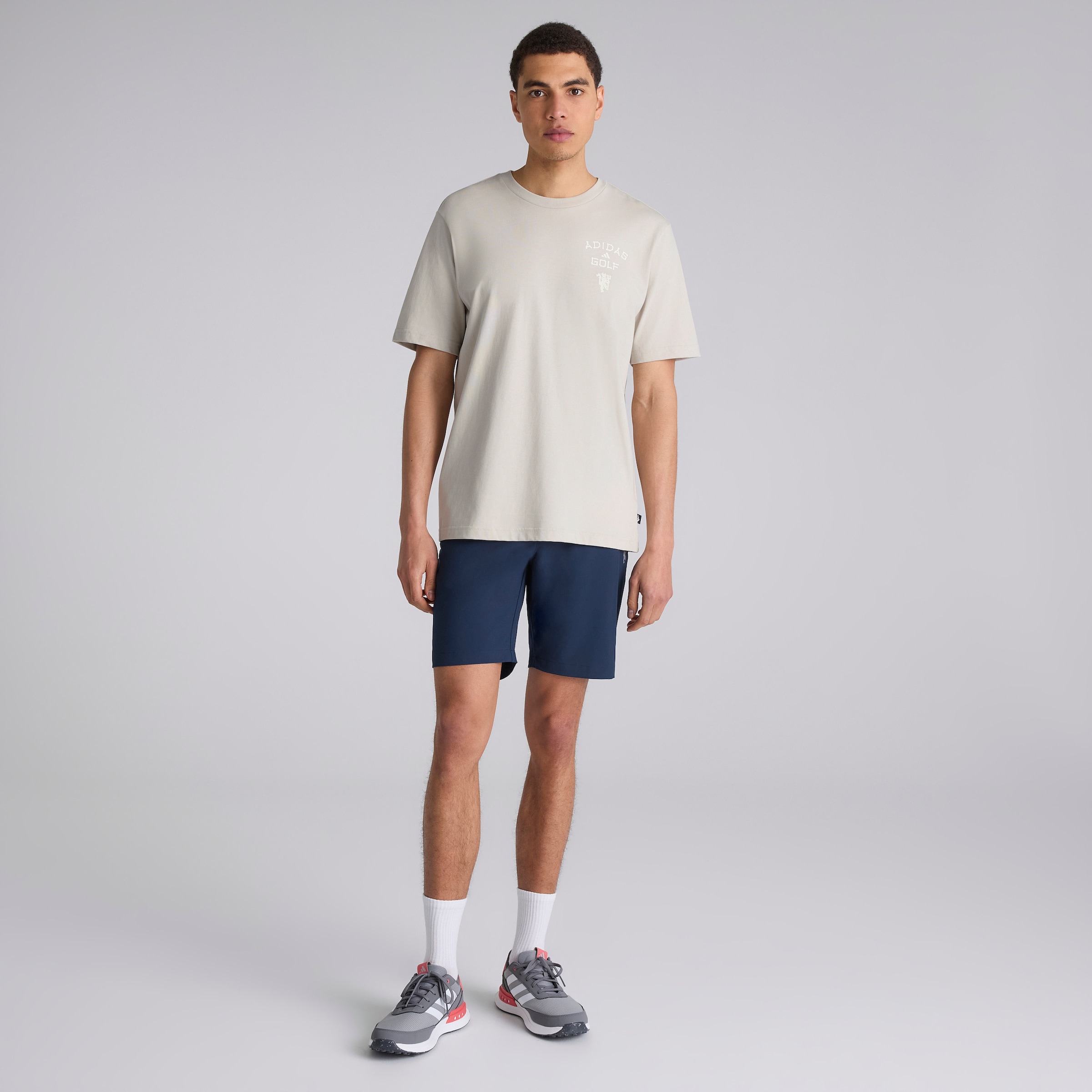 Manchester United x adidas Golf Chip in Paradise Graphic T-Shirt Beige White Detail [3-5]