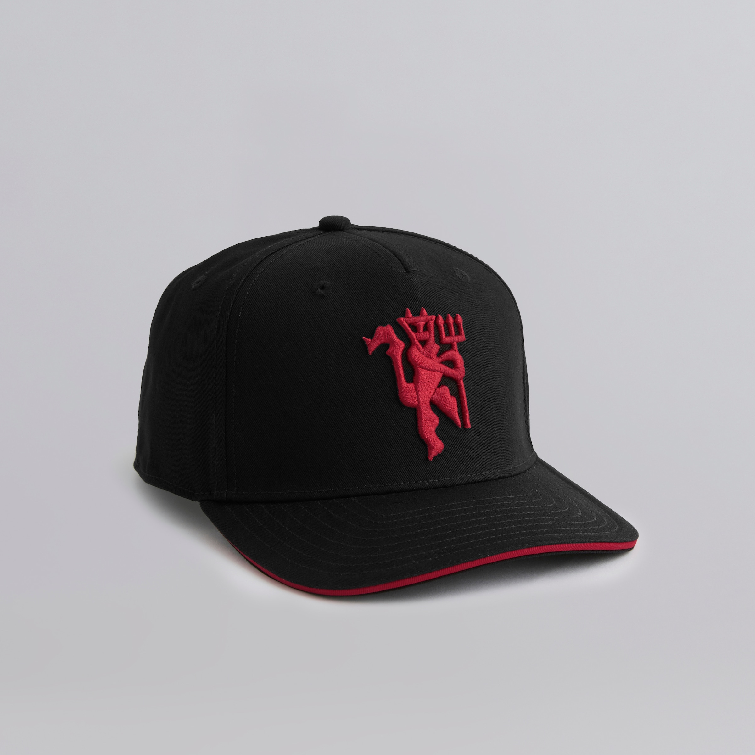 Manchester United x adidas Home Snapback Cap Black 黑色 细节 [2-5]