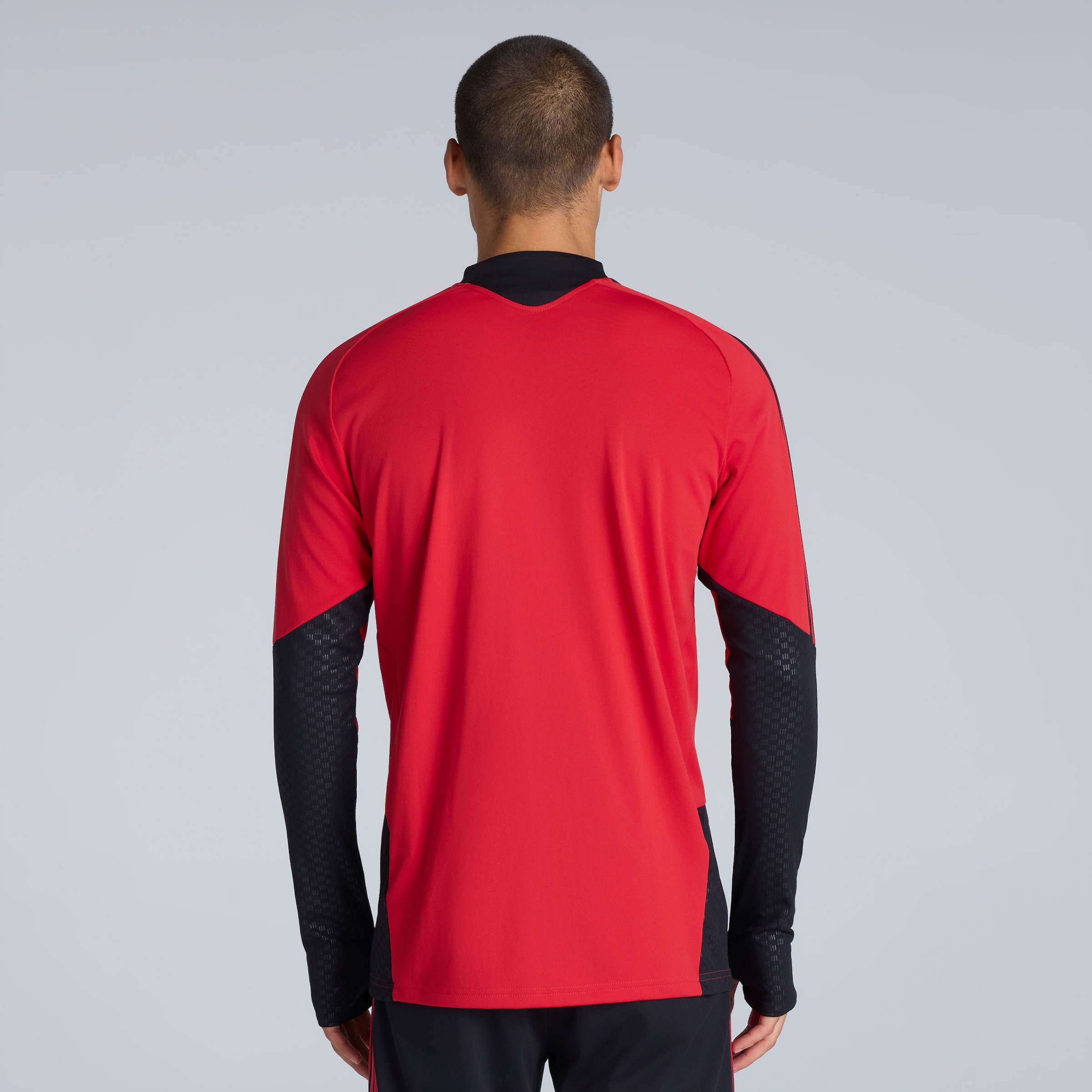 Manchester United 26/27 Training Tiro Top Red (Sponsored) Red Detail [2-5]