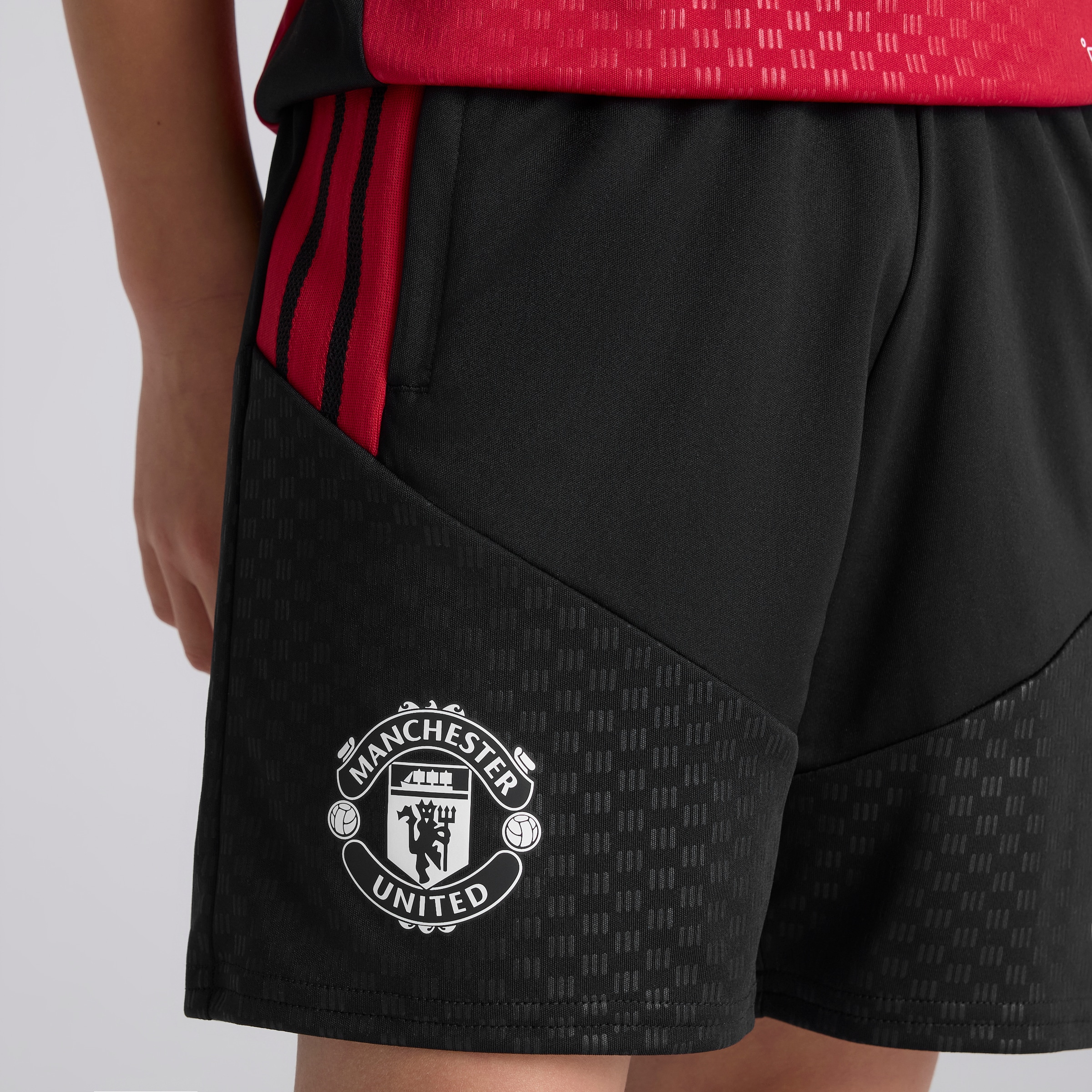 Manchester United Kids 26/27 Training Tiro Shorts Black Black Detail [5-5]