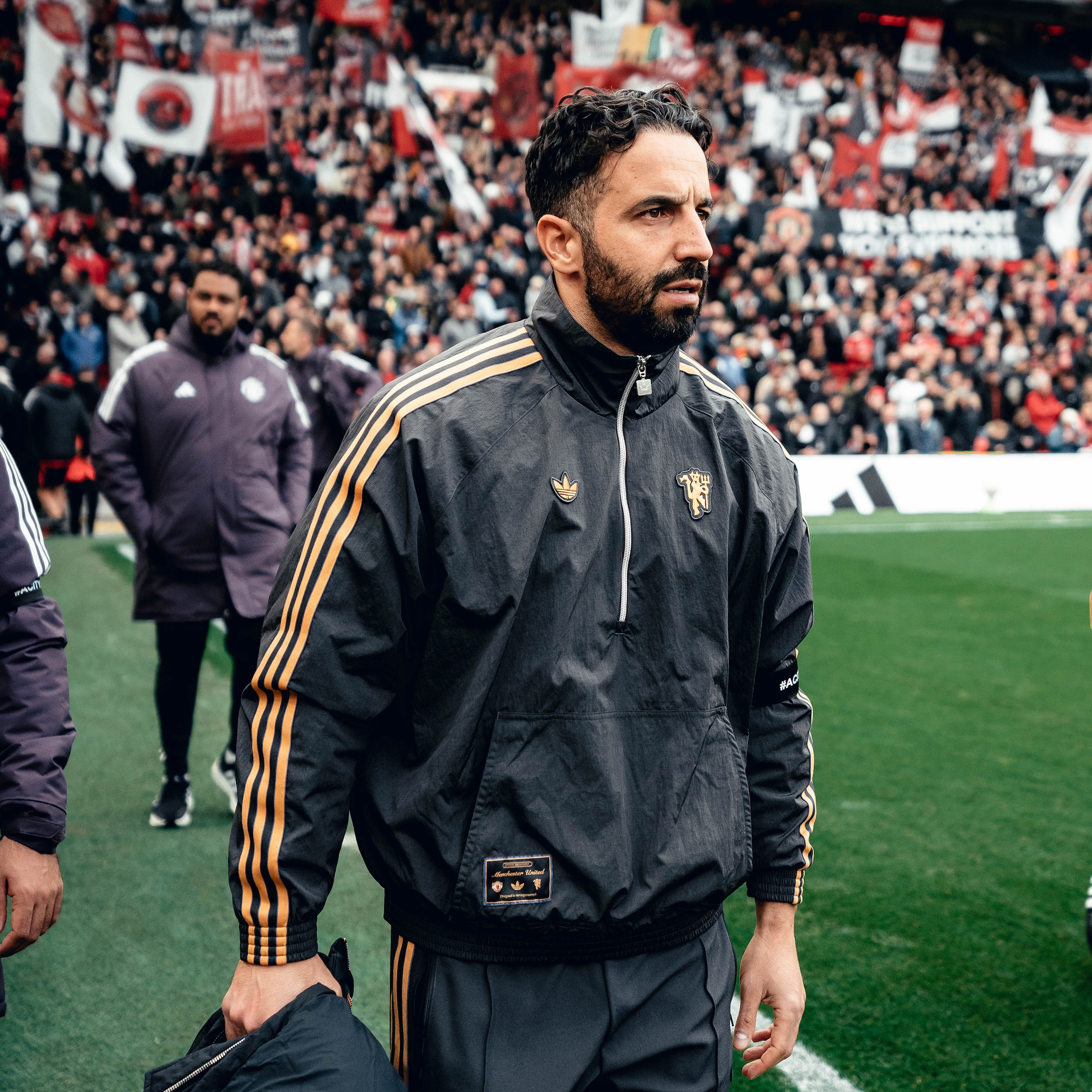 Manchester United Terrace Icons Half-Zip Jacket Black