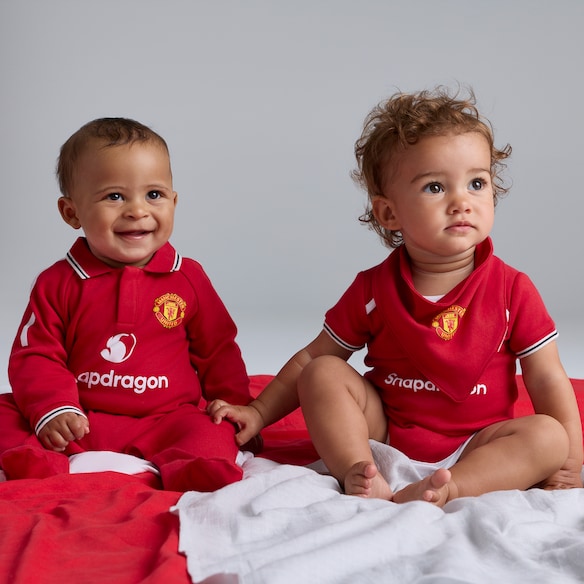 Manchester United Baby 26/27 Home Gift Set Red Red