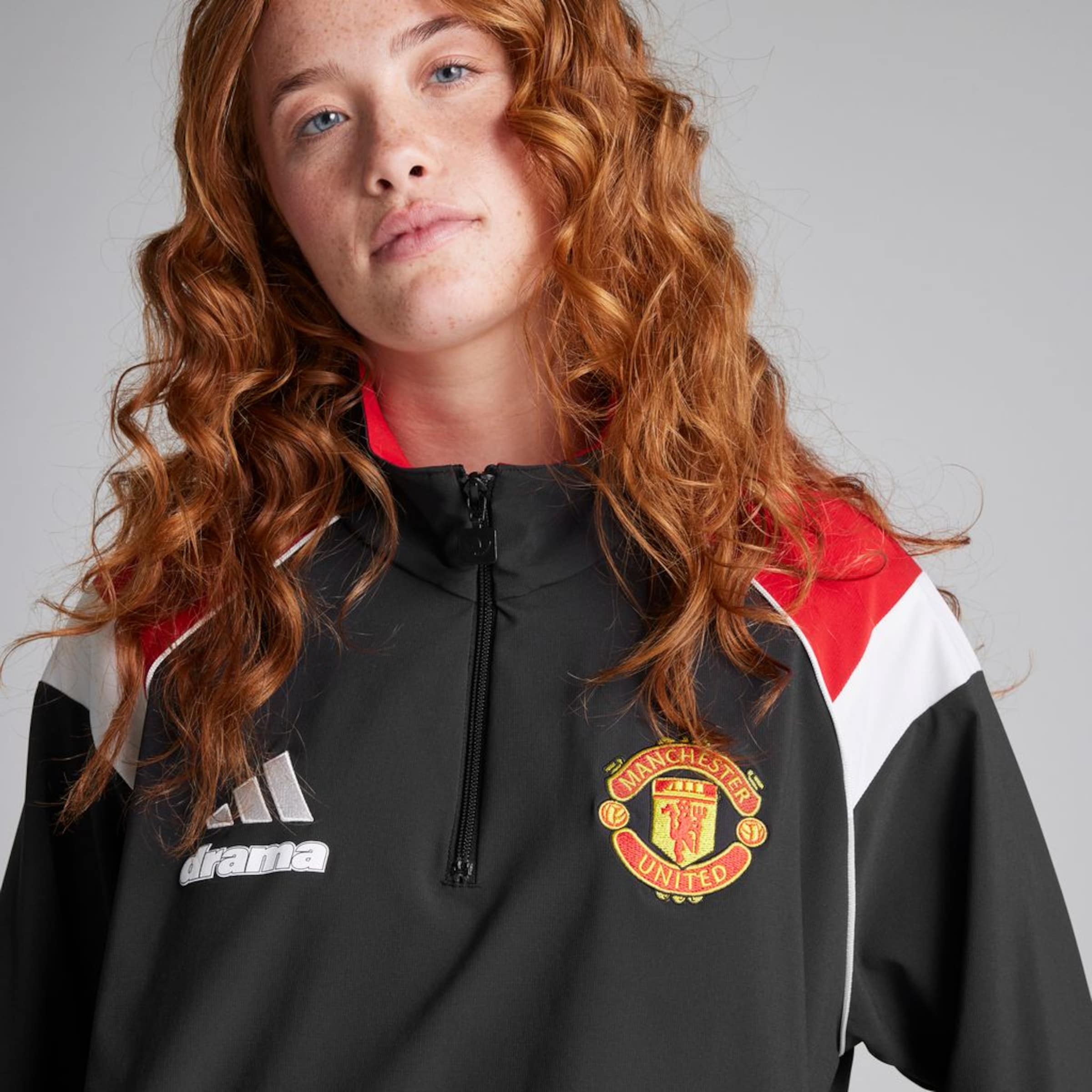 Manchester United x Drama Call Half-Zip Top Noir Détail [9-10]