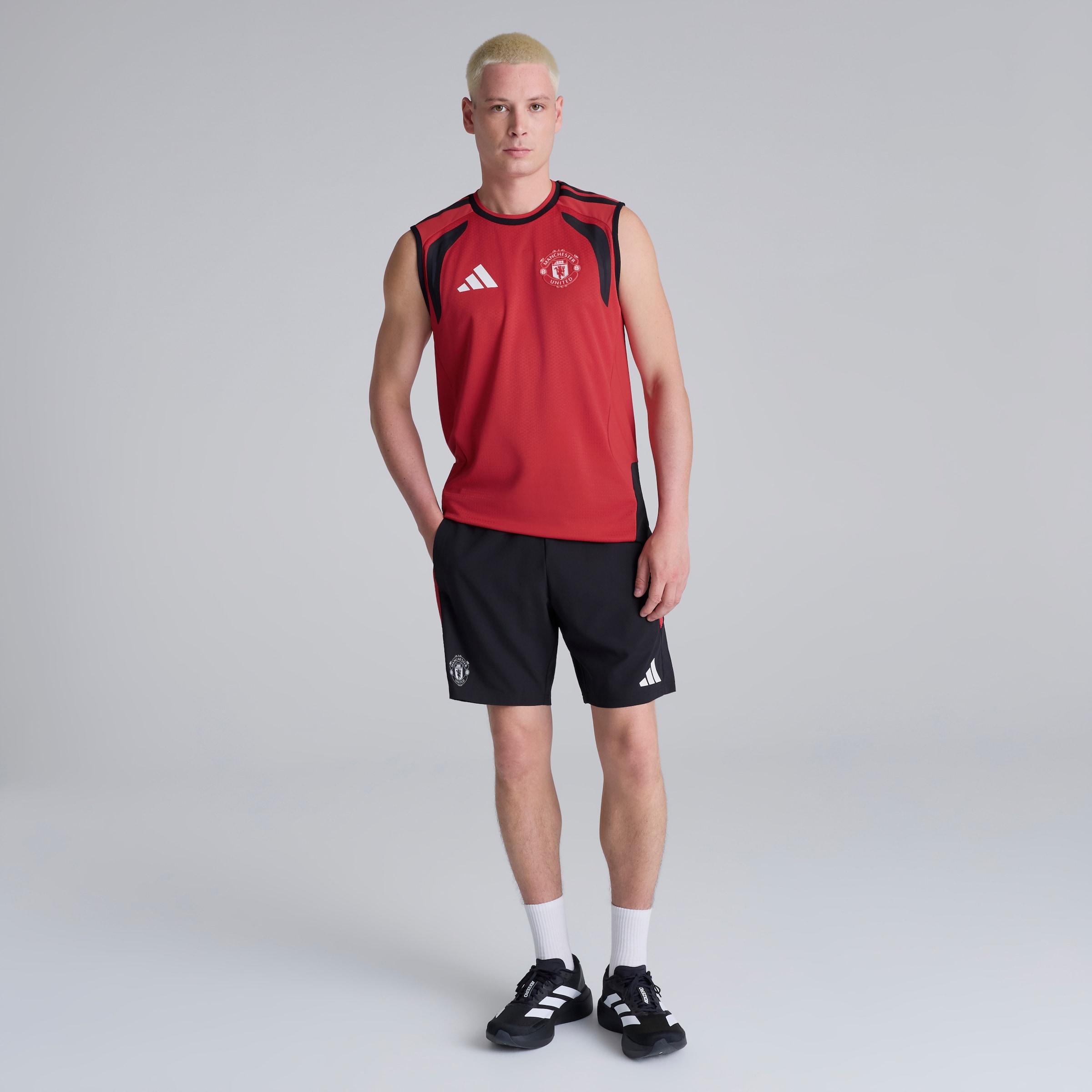 Manchester United 26/27 Training Tiro Authentic Sleeveless Jersey Red Red Detail [3-6]