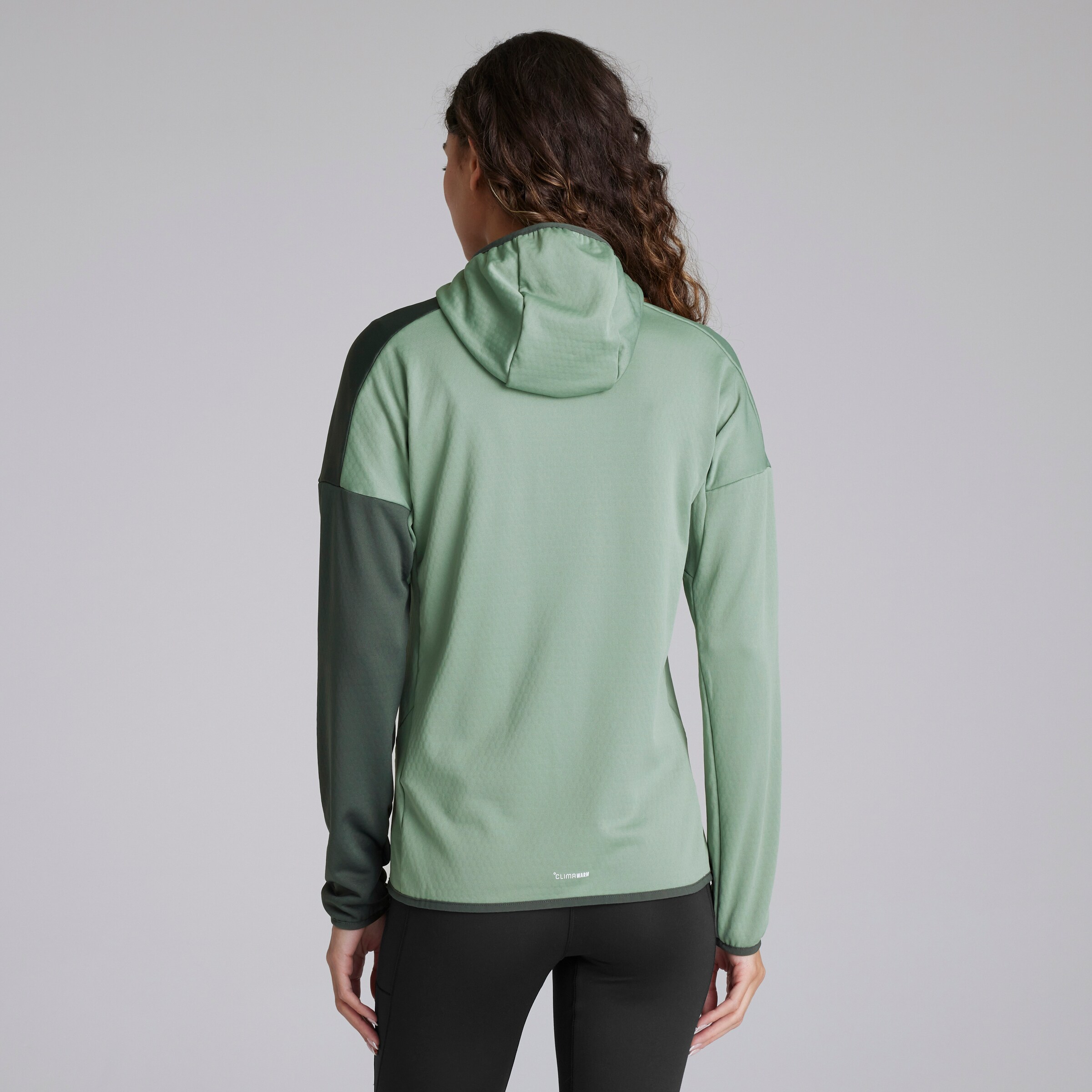 Manchester United x adidas Womens Terrex Xperior Light Fleece Hooded Jacket Green Green Detail [2-5]