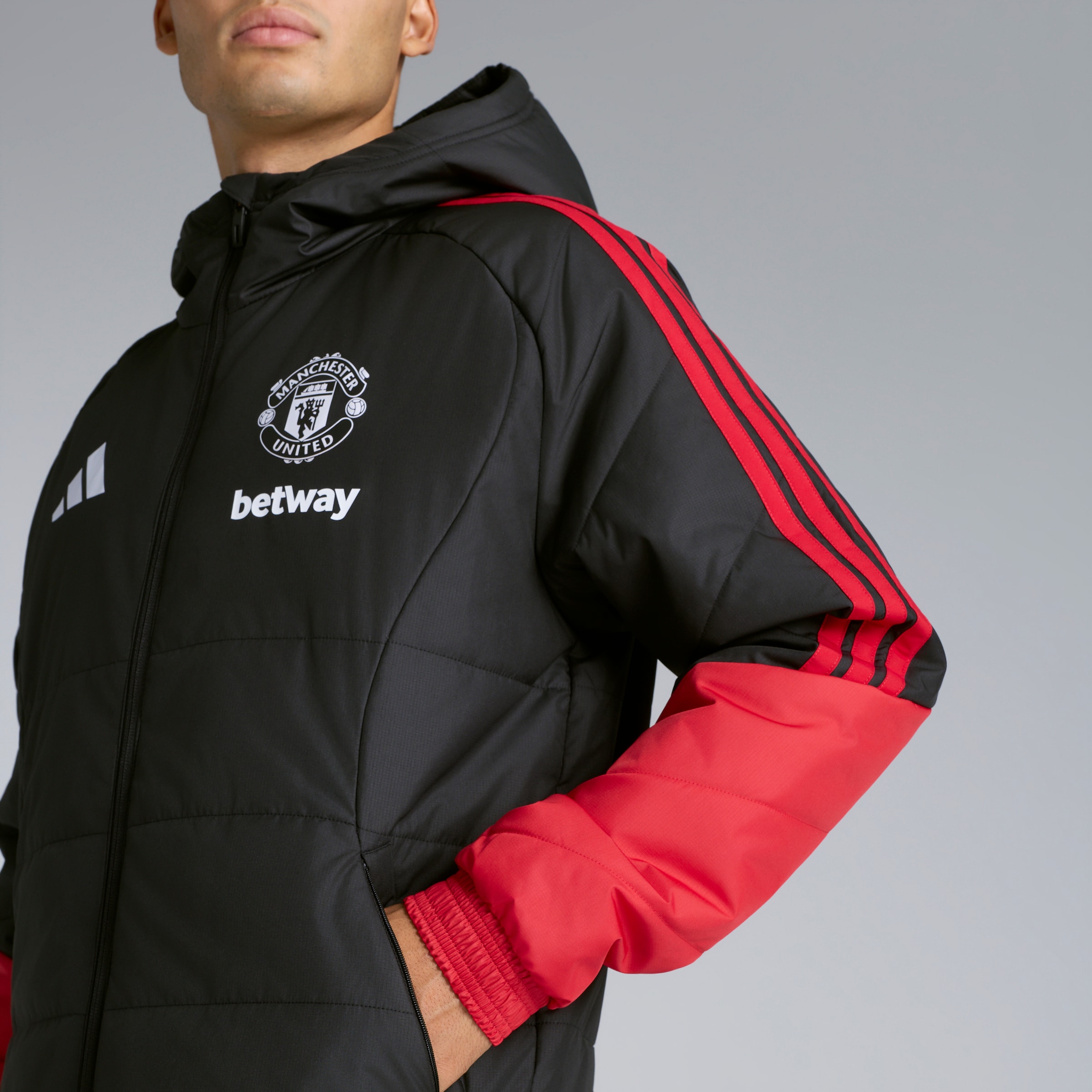 Manchester United 26/27 Training Tiro Long Coat Black (Sponsored) 검정색 세부 사항 [5-6]