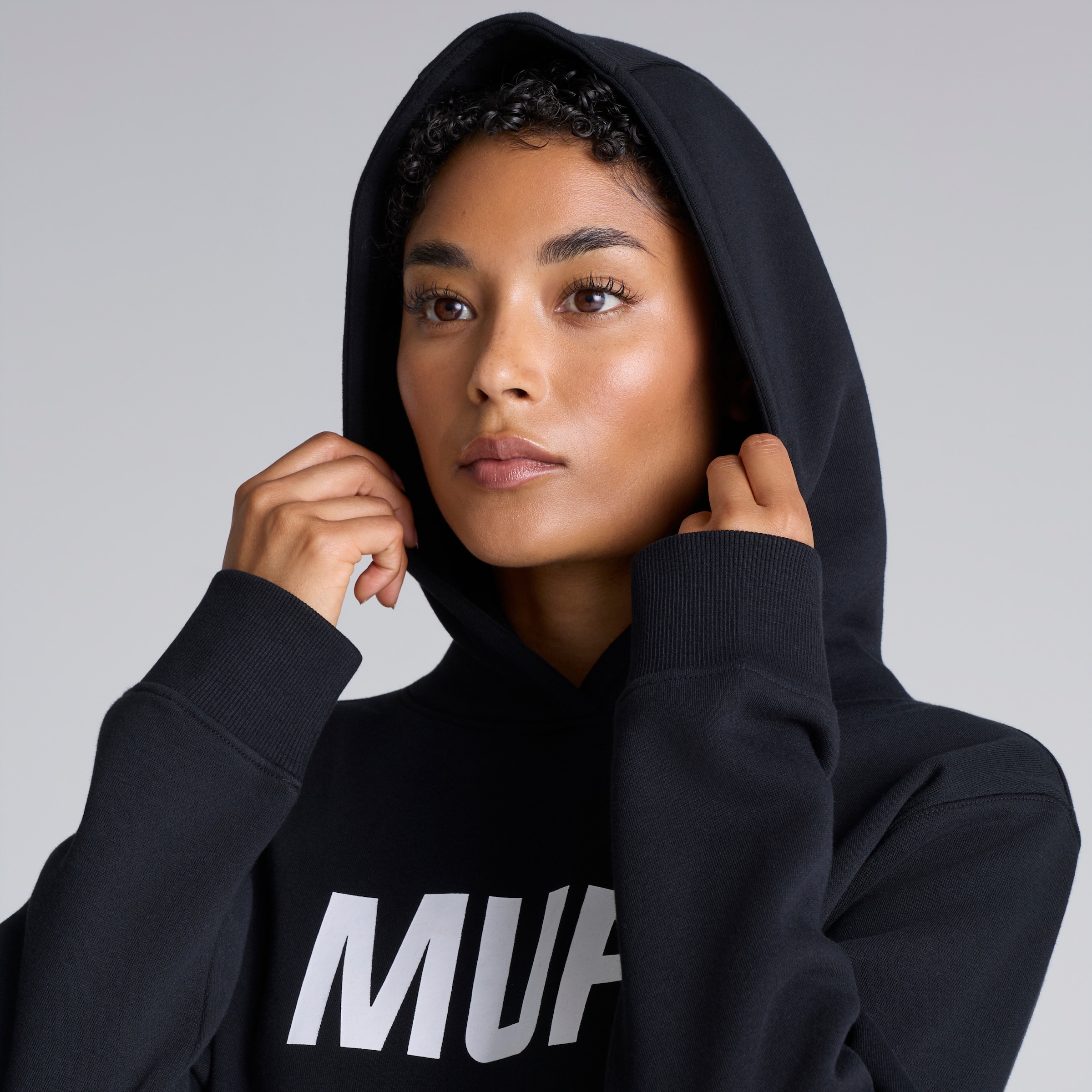 Manchester United MUFC Womens Hoodie Black Black Detail [5-5]