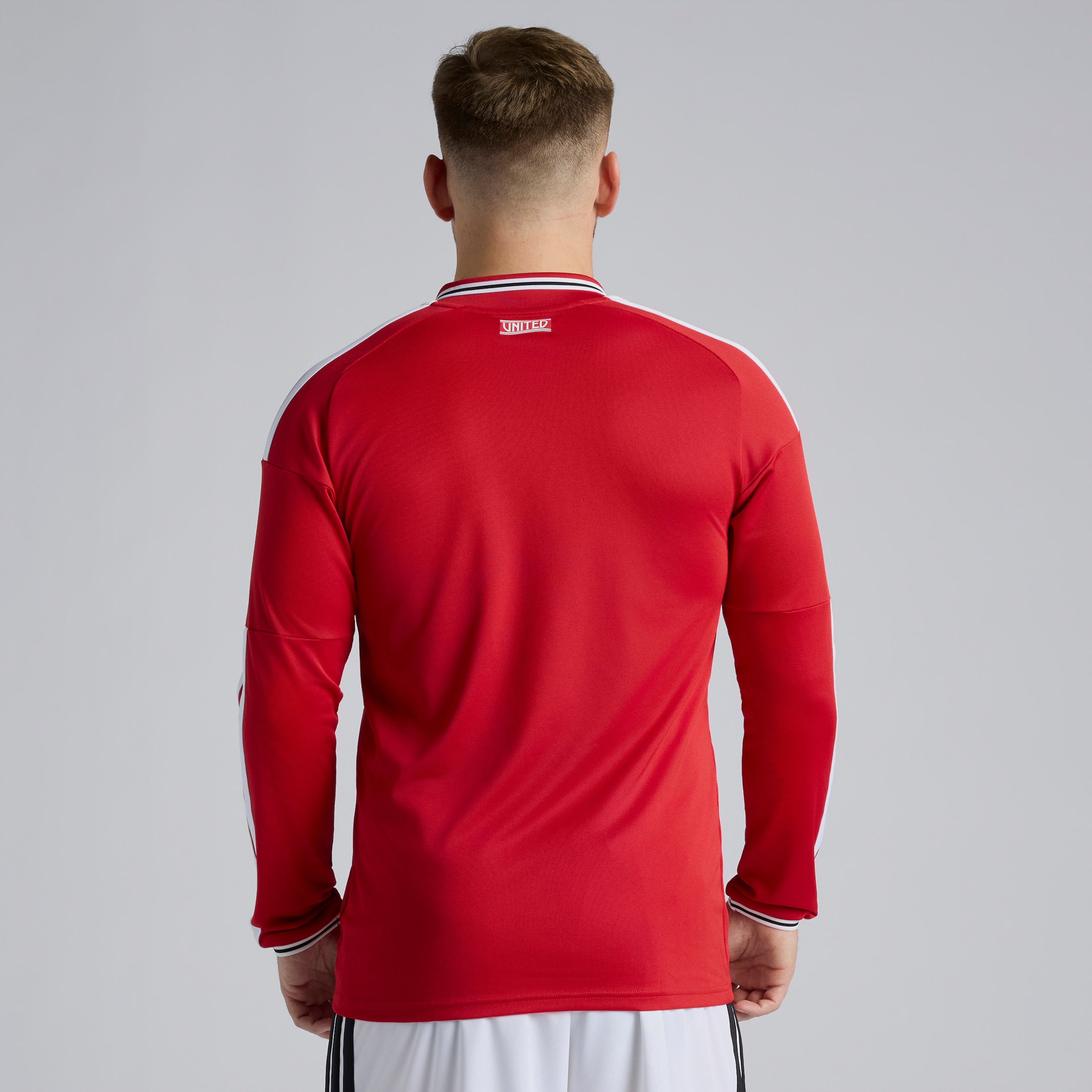 Manchester United 26/27 Home Long Sleeve Jersey 红色 细节 [2-6]