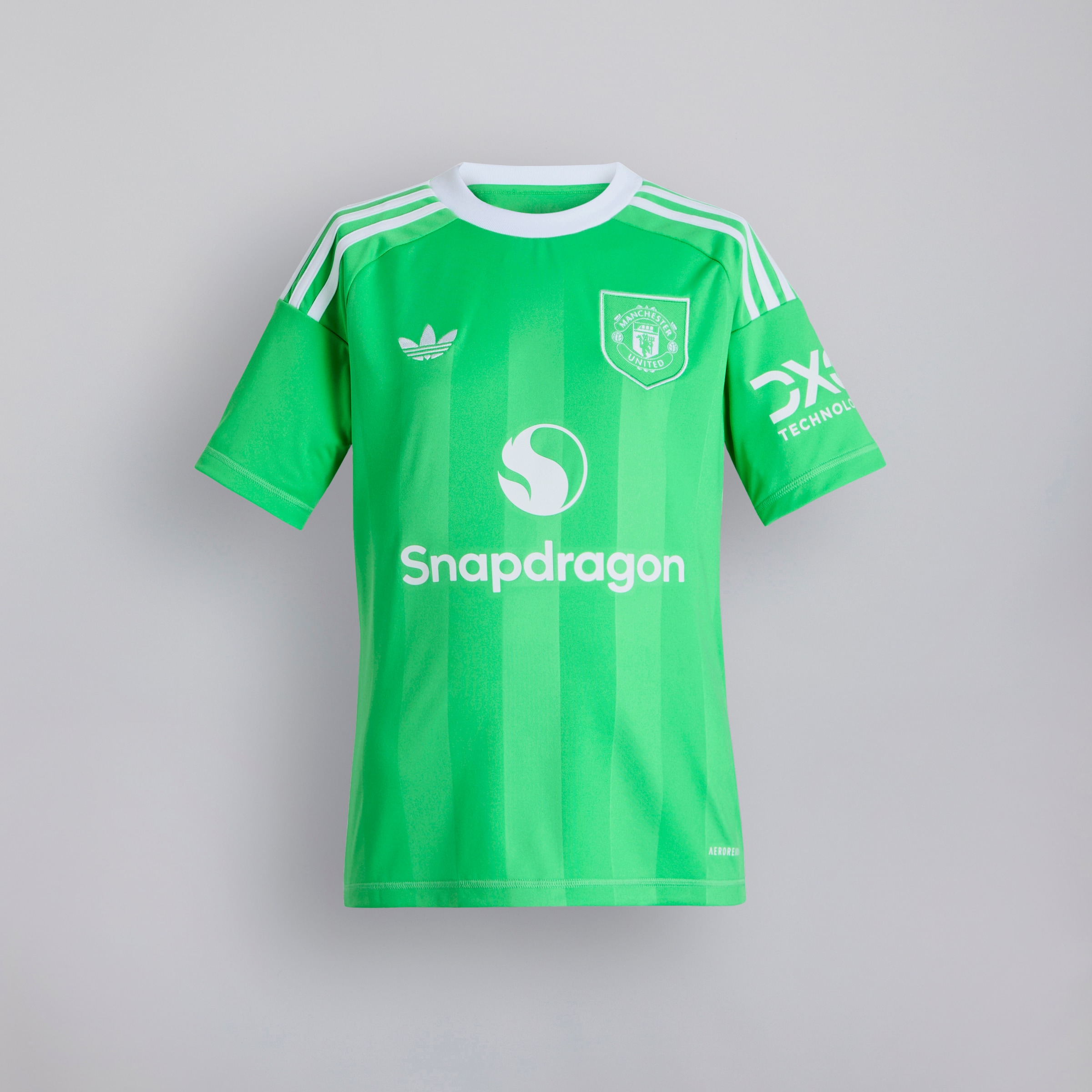 Buy Manchester United 25/26 Third Kids Goalkeeper Jersey Green