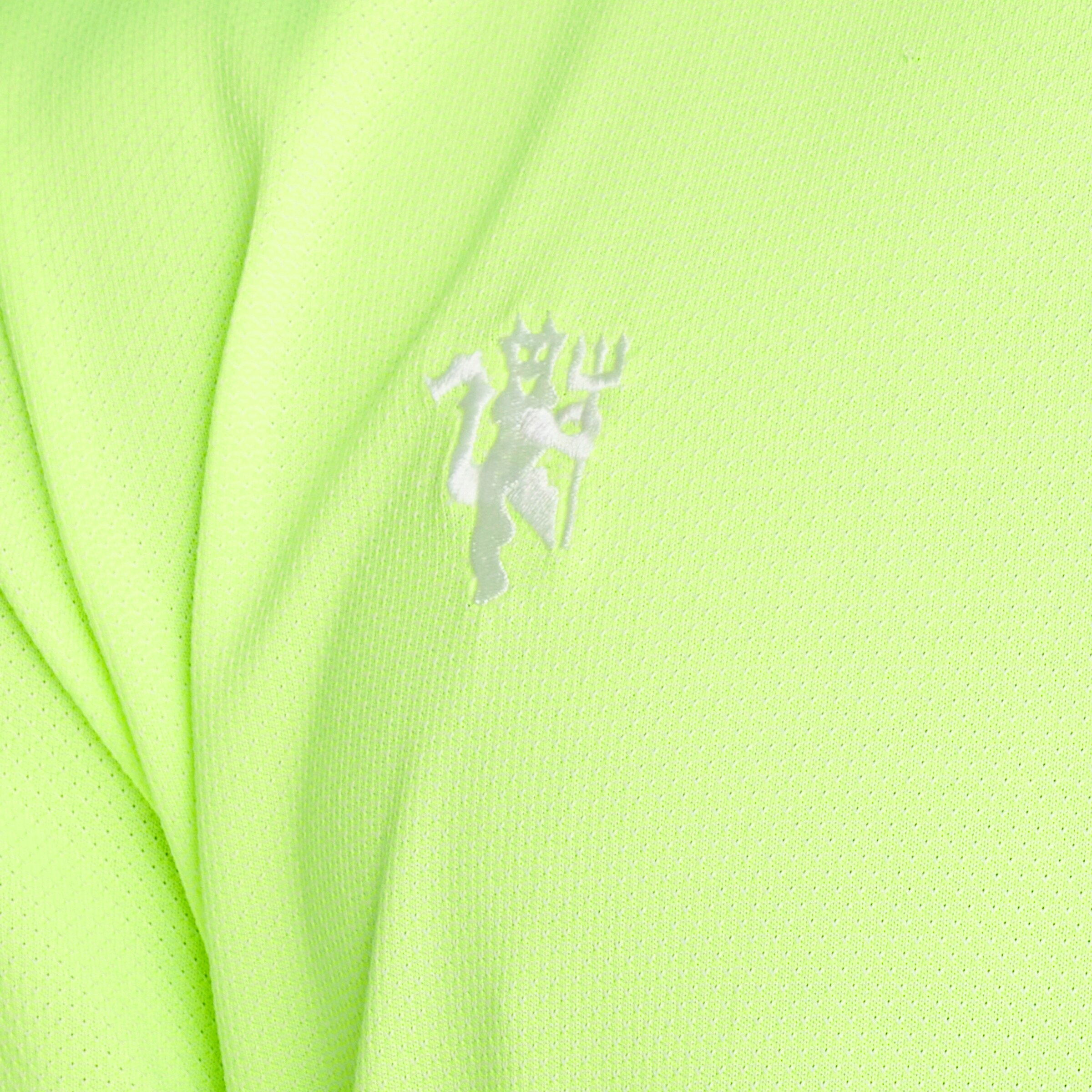 Manchester United x adidas Golf Primeknit Polo Shirt Yellow Detail [5-5]