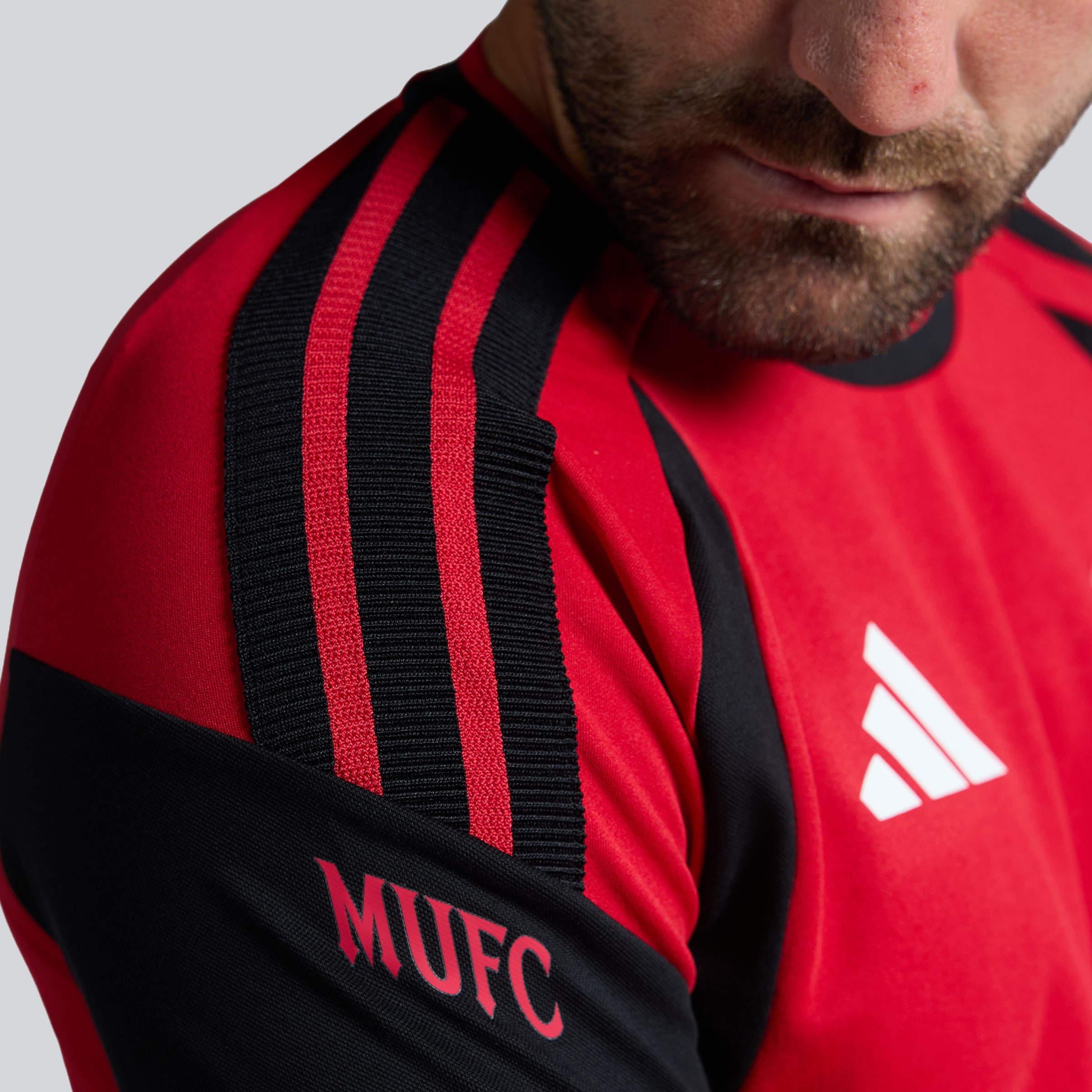Manchester United 26/27 Training Tiro Authentic T-Shirt Red (Sponsored) Red Detail [5-5]