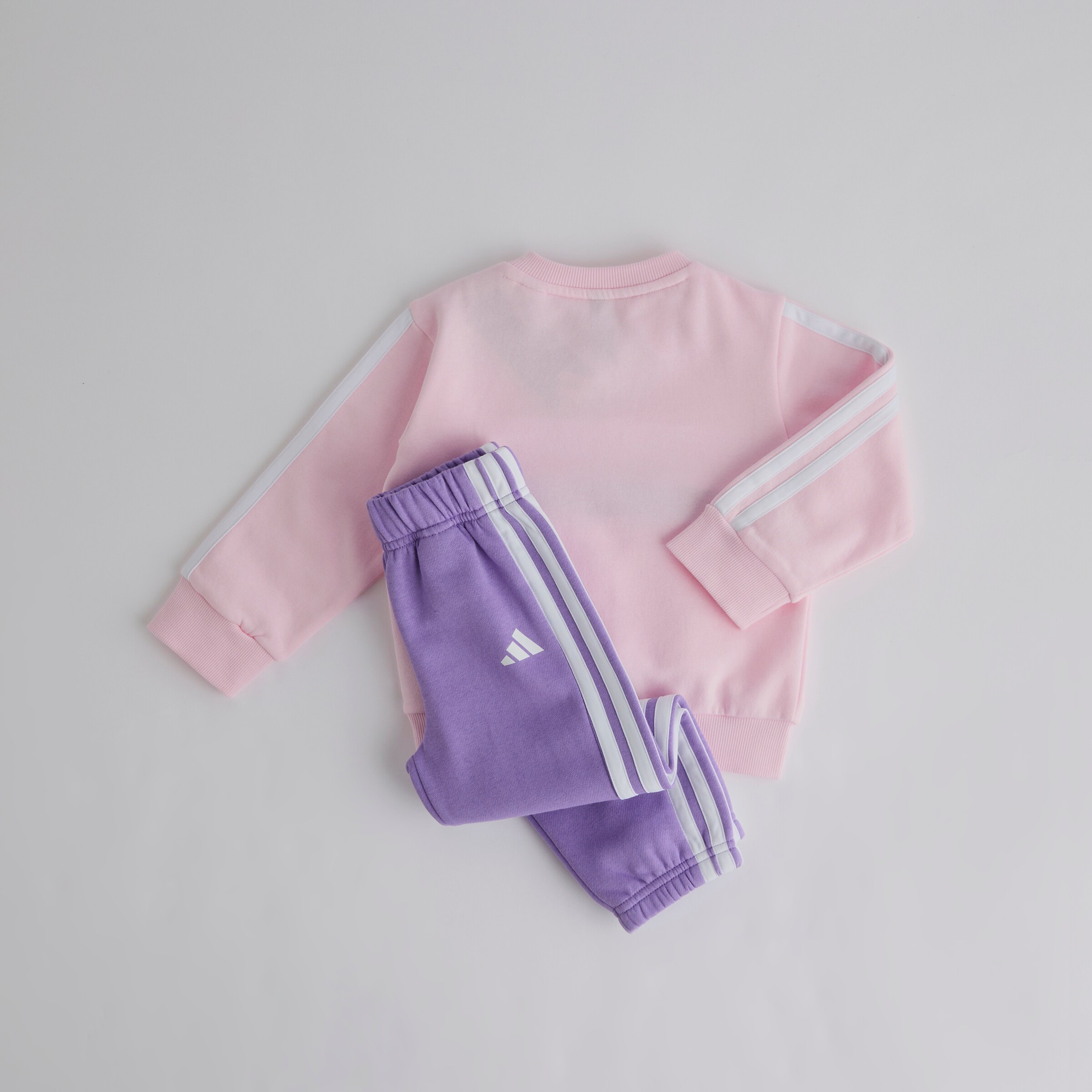 Manchester United x adidas Infant Essentials Tiberio 3-Stripes Fleece Set Pink/Purple Multi Detail [2-4]
