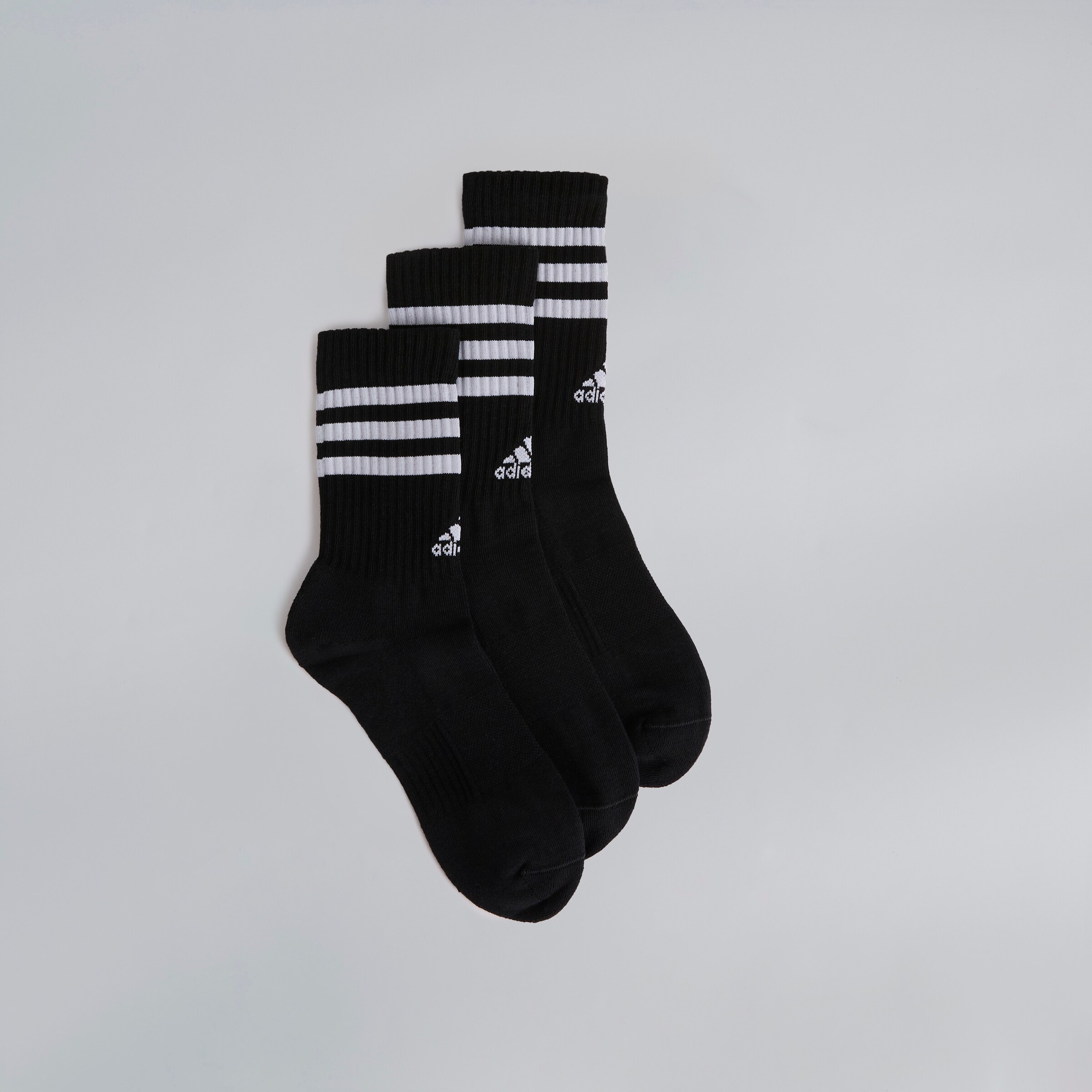 Manchester United x adidas 3-Stripes Cushioned Crew Socks 3-Pack Black Black Detail [2-4]