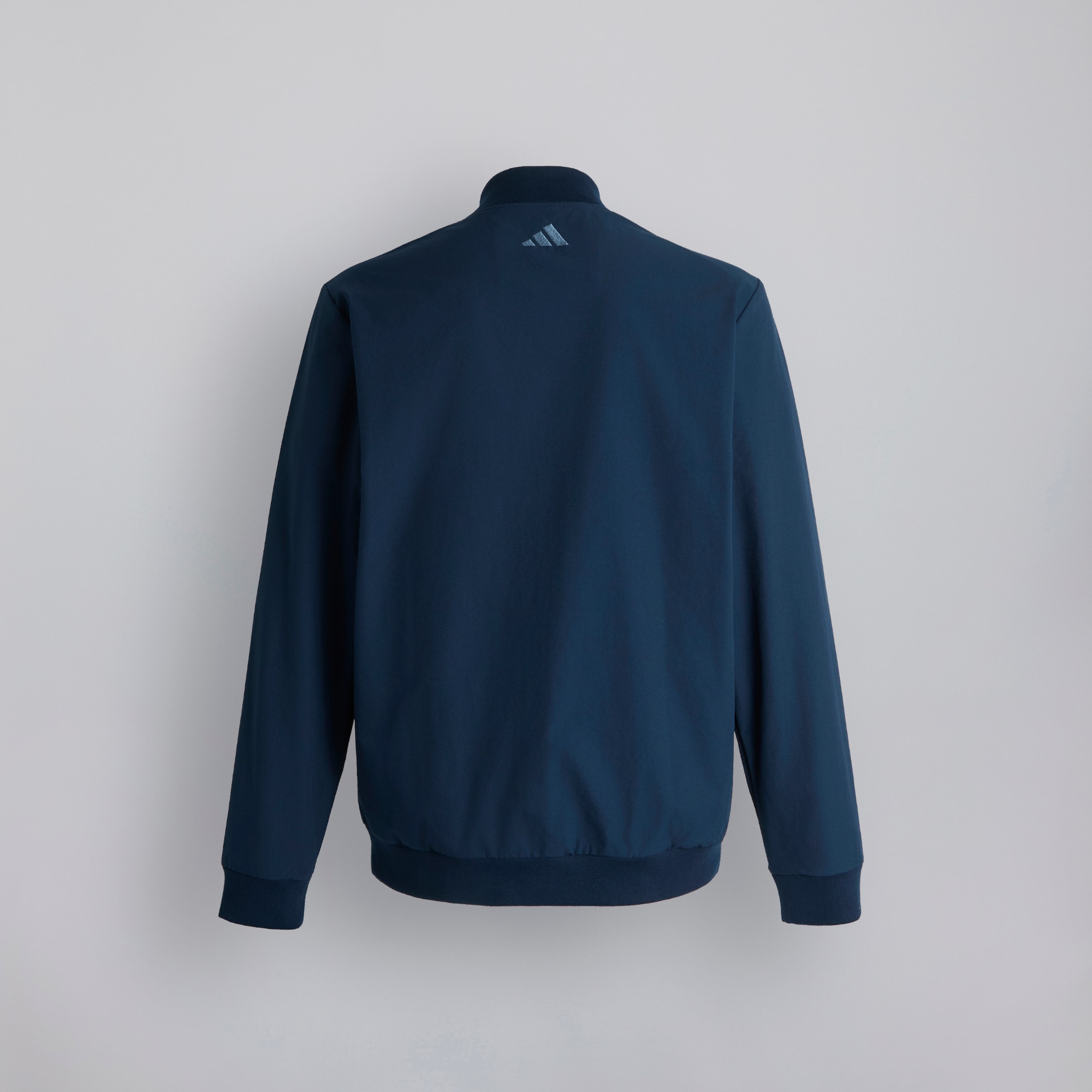 Manchester United x adidas Golf Ultimate365+ Jacket Navy Navy blue Detail [2-2]