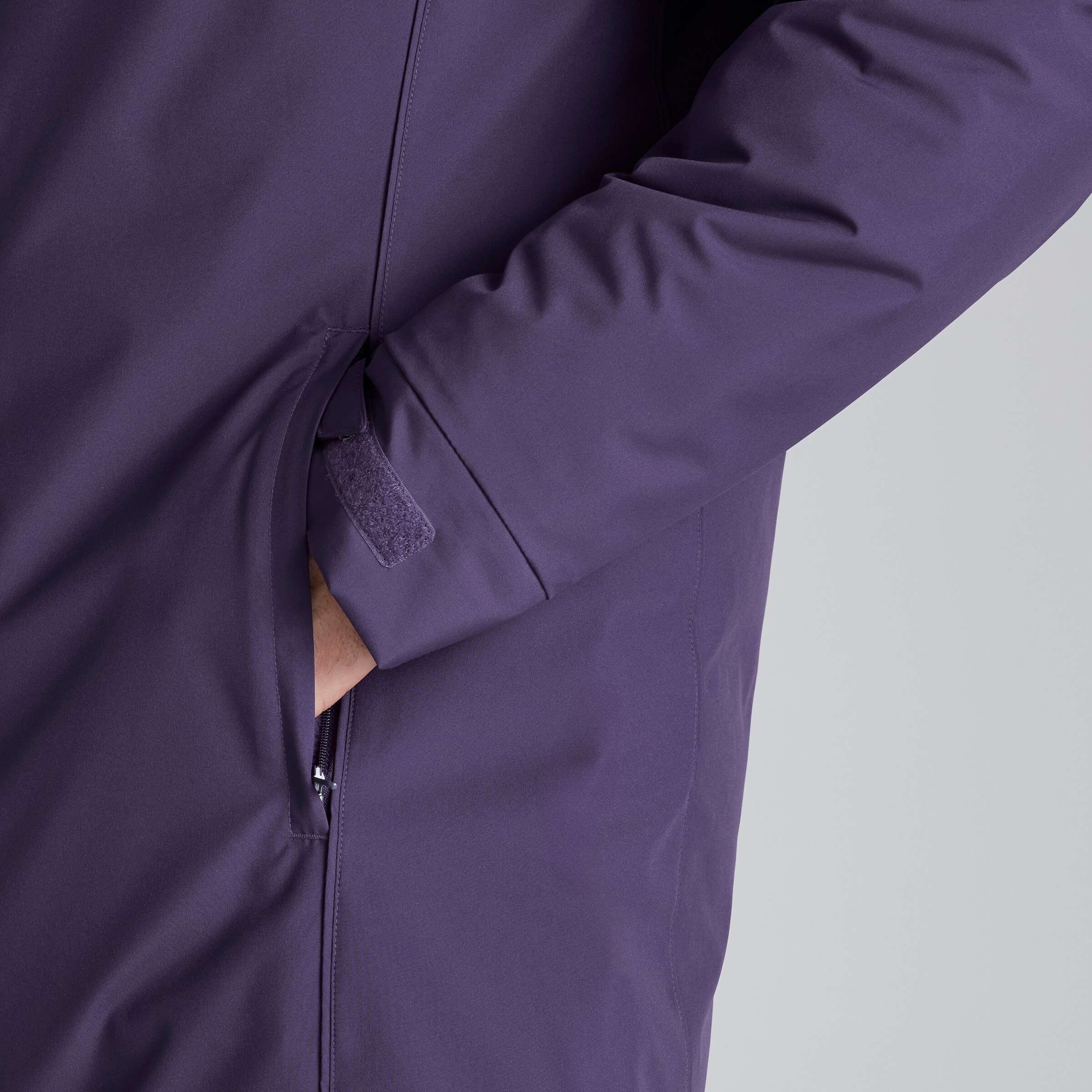 MU Adidas 25/26 Training Mens Parka Coat Purple Violet Détail [5-6]